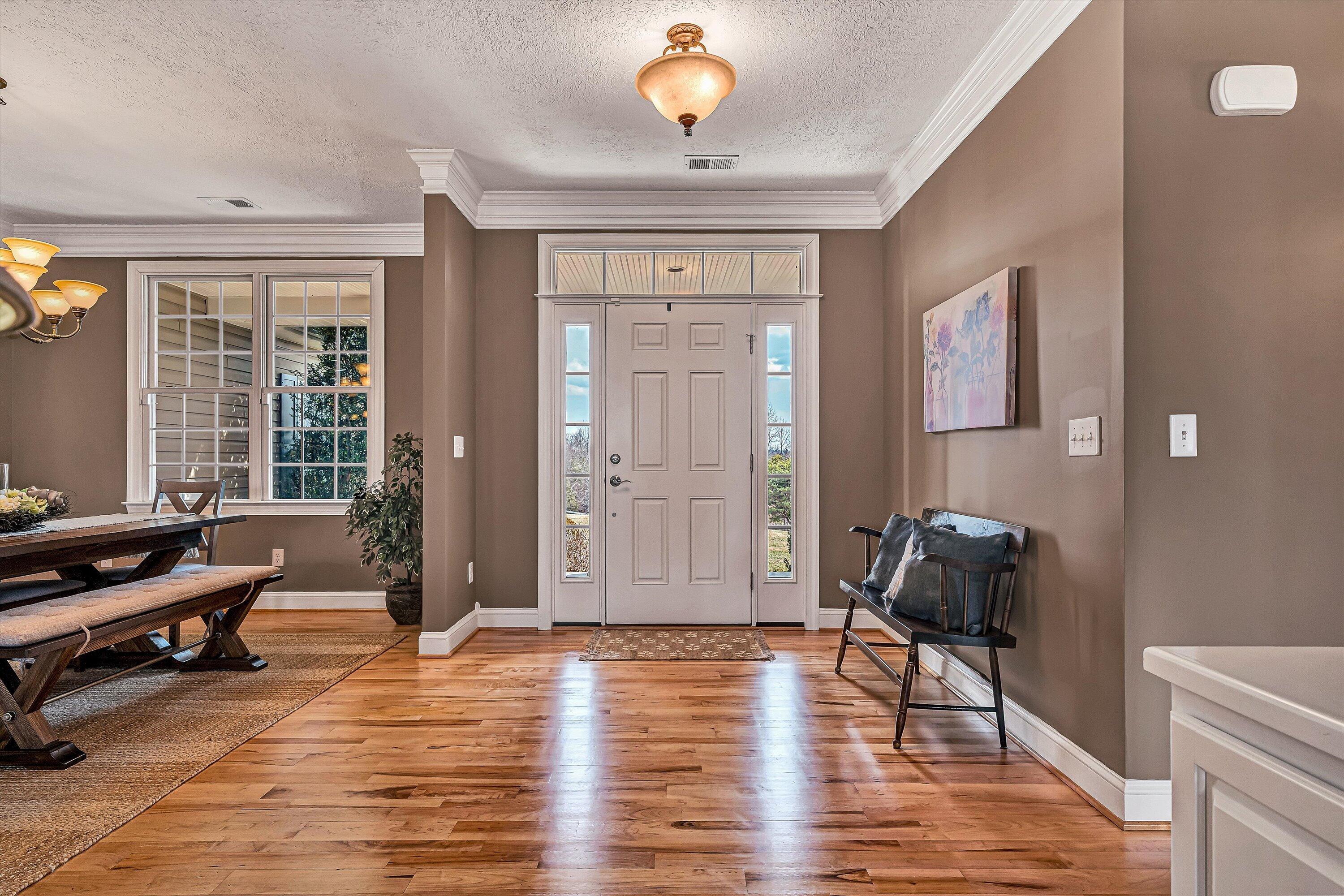 323 DEERBERRY LN
