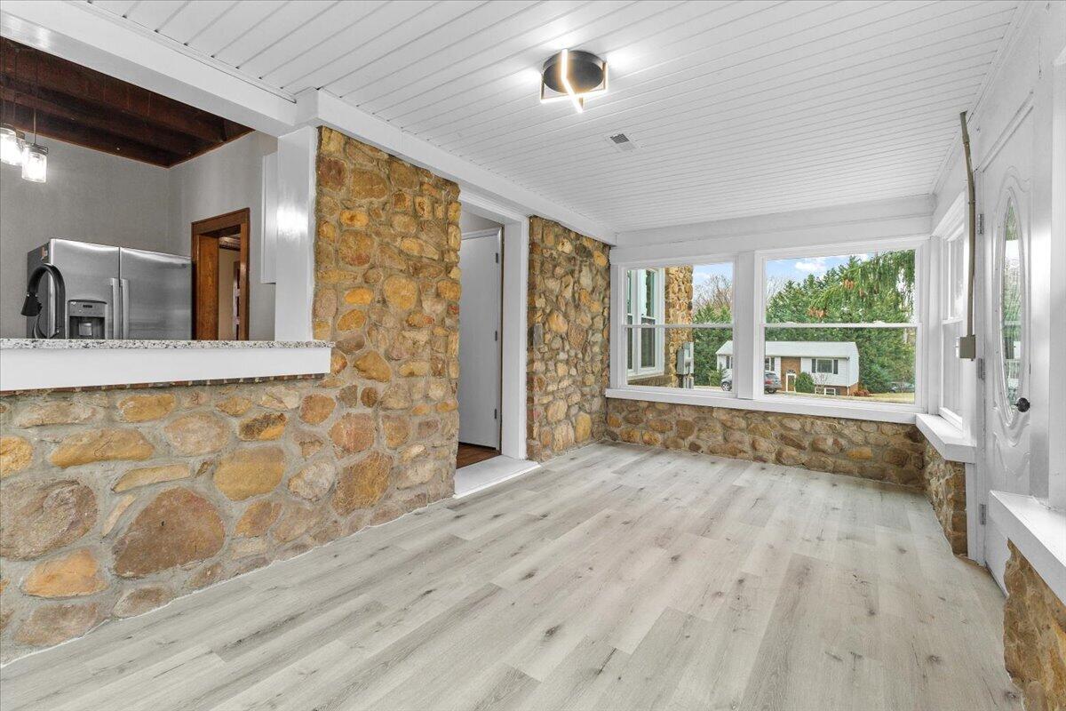 1705 Brad CT