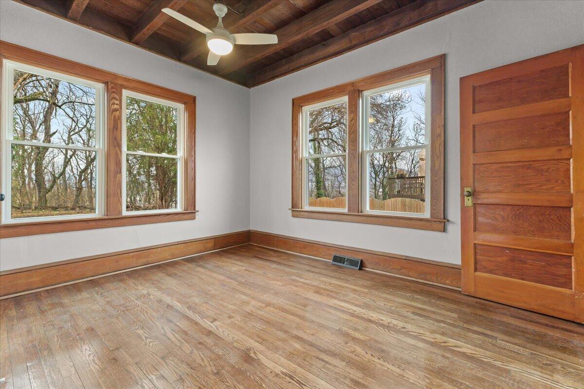 1705 Brad CT