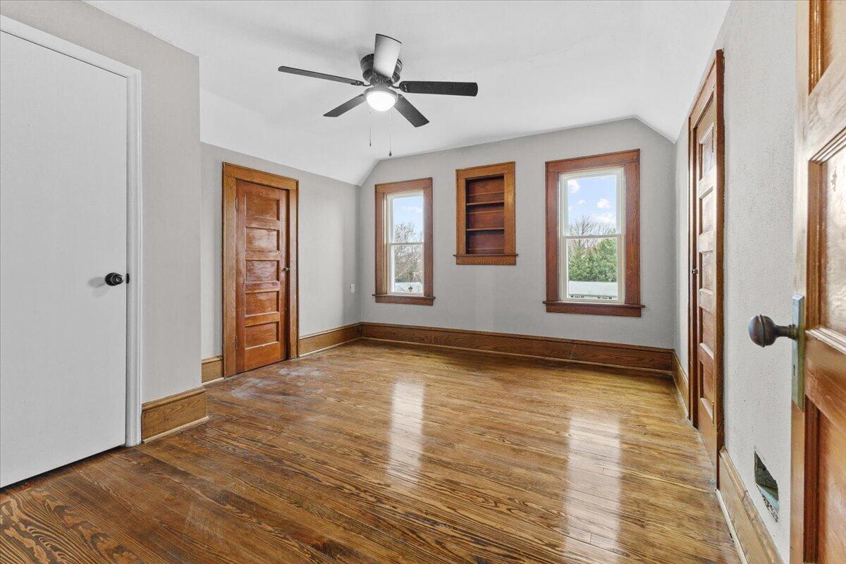 1705 Brad CT