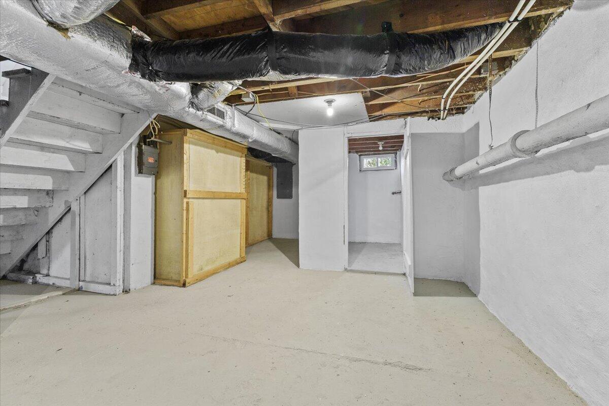 1705 Brad CT