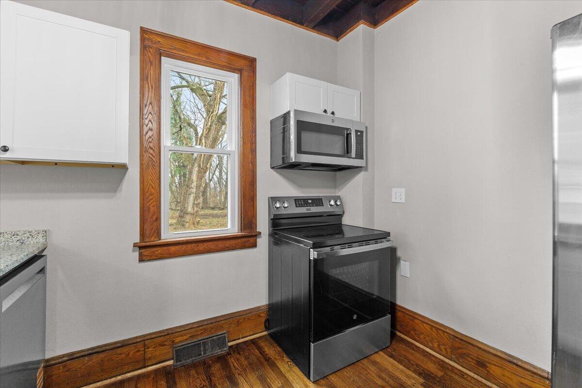 1705 Brad CT