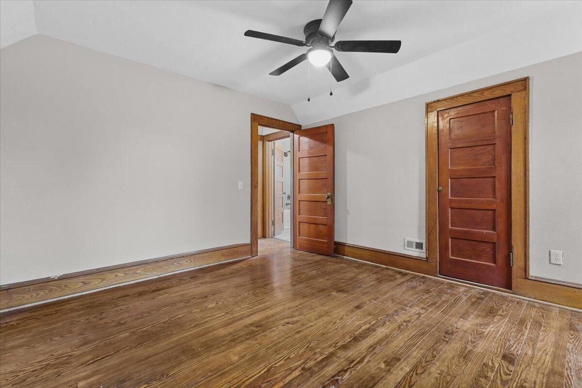 1705 Brad CT