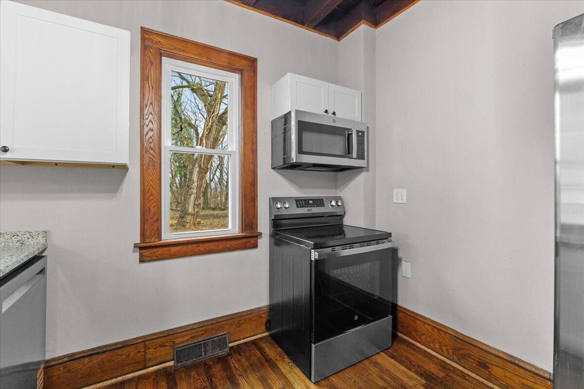 1705 Brad CT