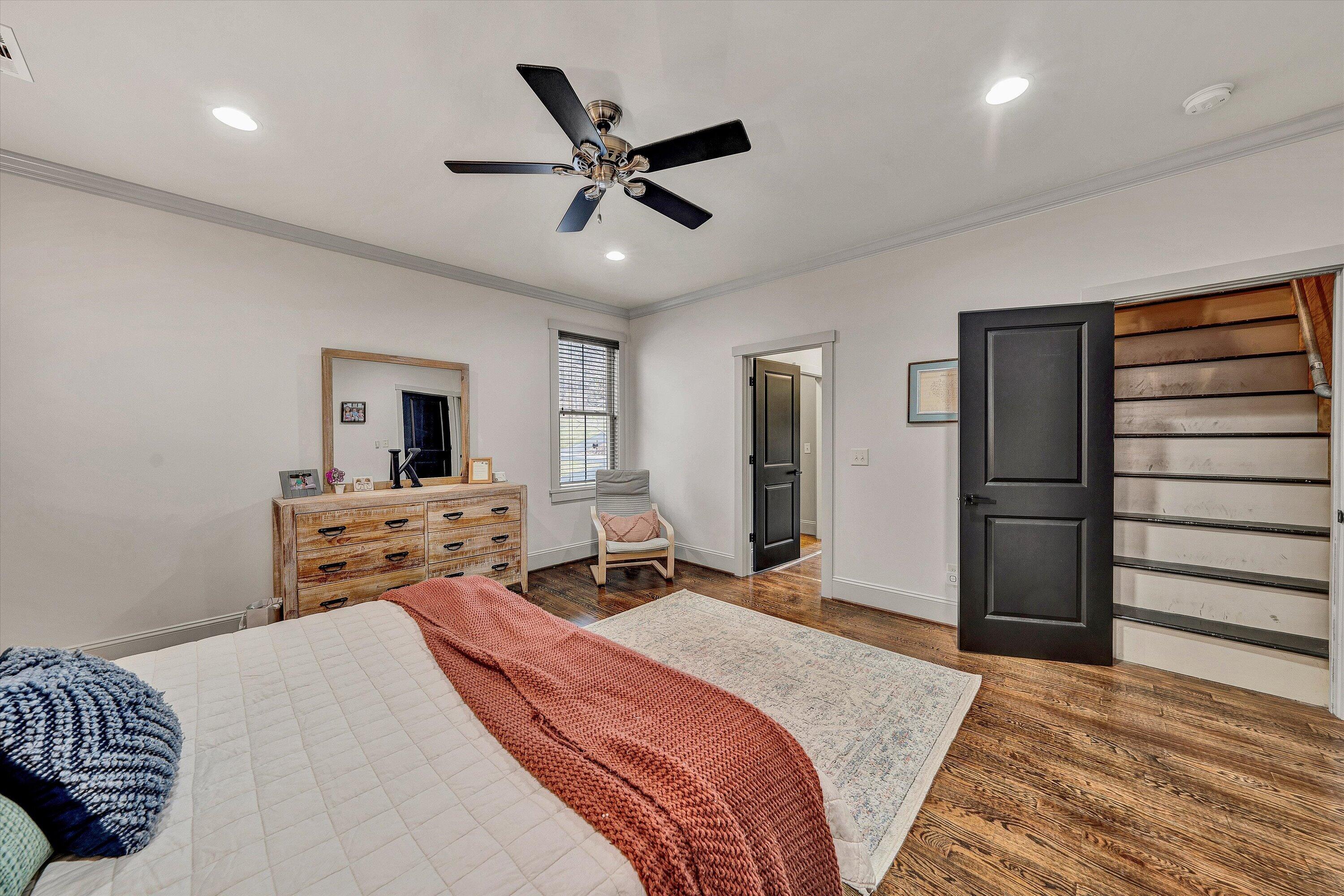 7908 Forest Creek DR