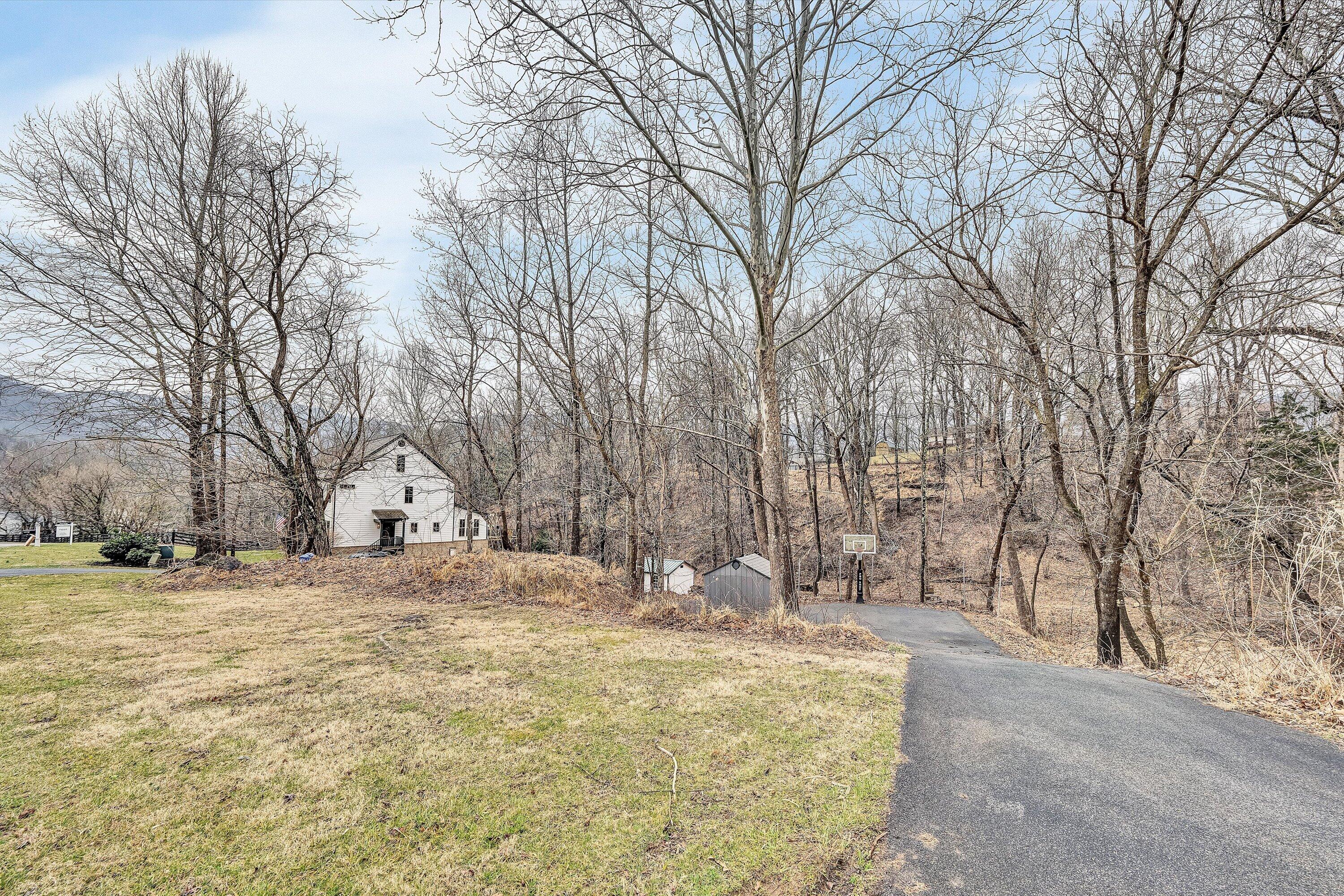 7908 Forest Creek DR