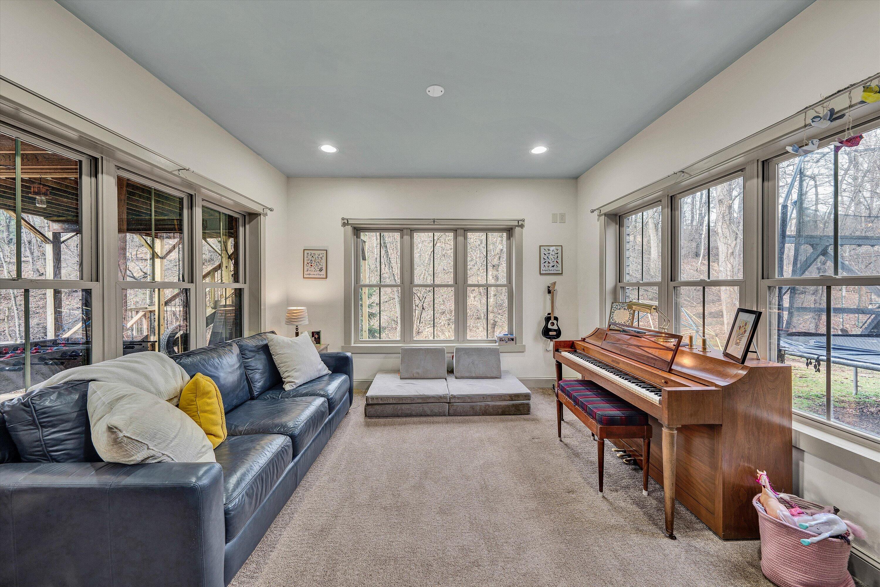 7908 Forest Creek DR