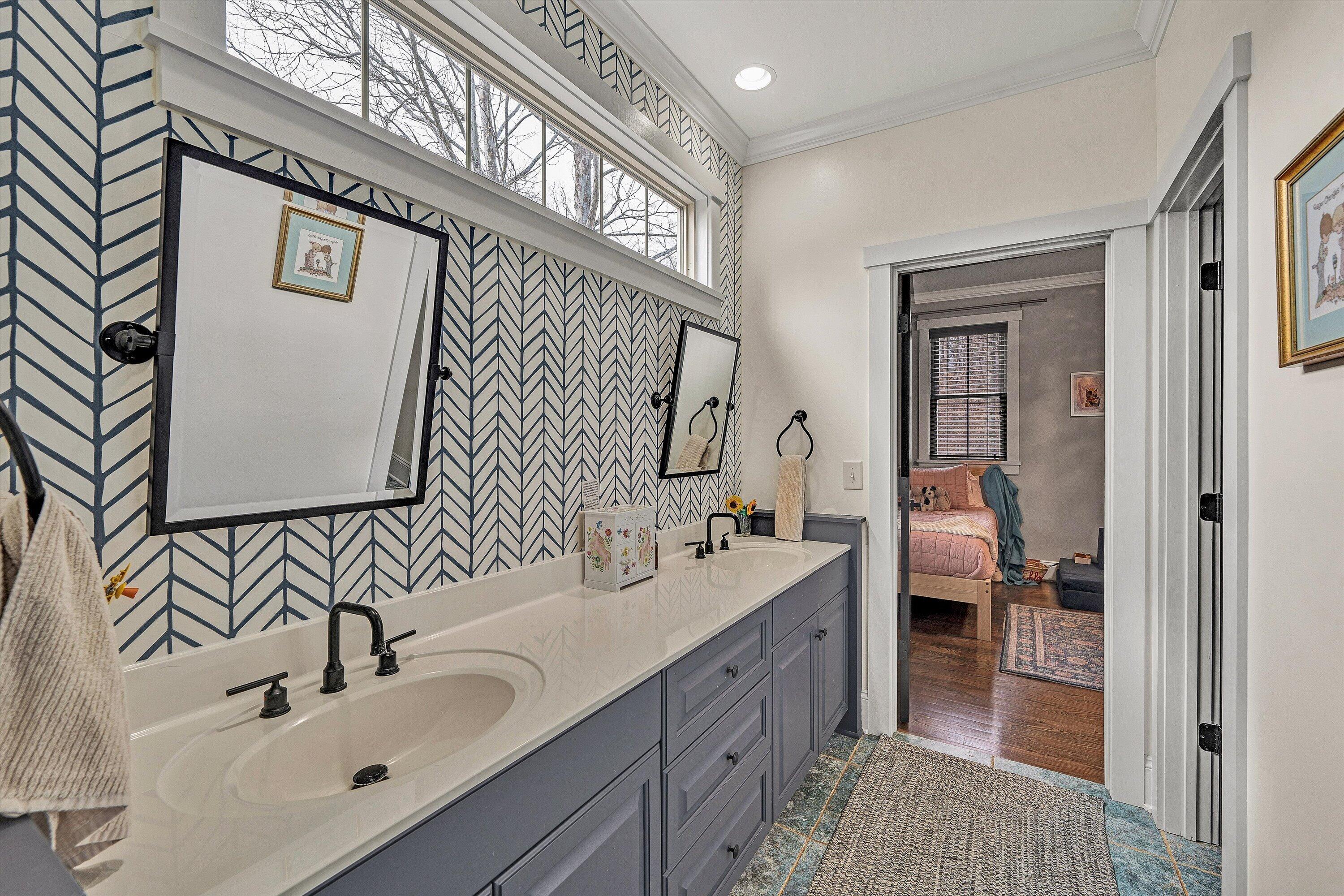 7908 Forest Creek DR