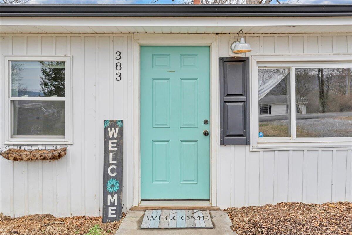 383 Ridge RD