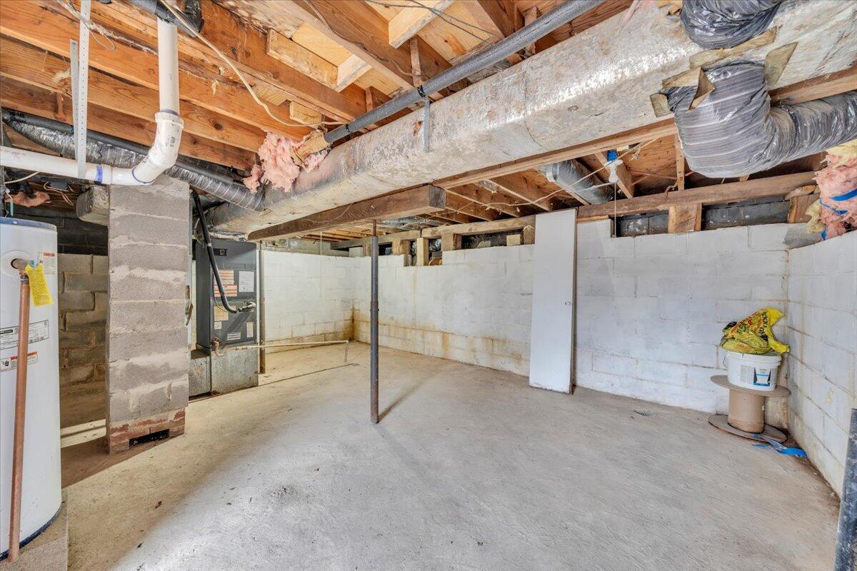 383 Ridge RD