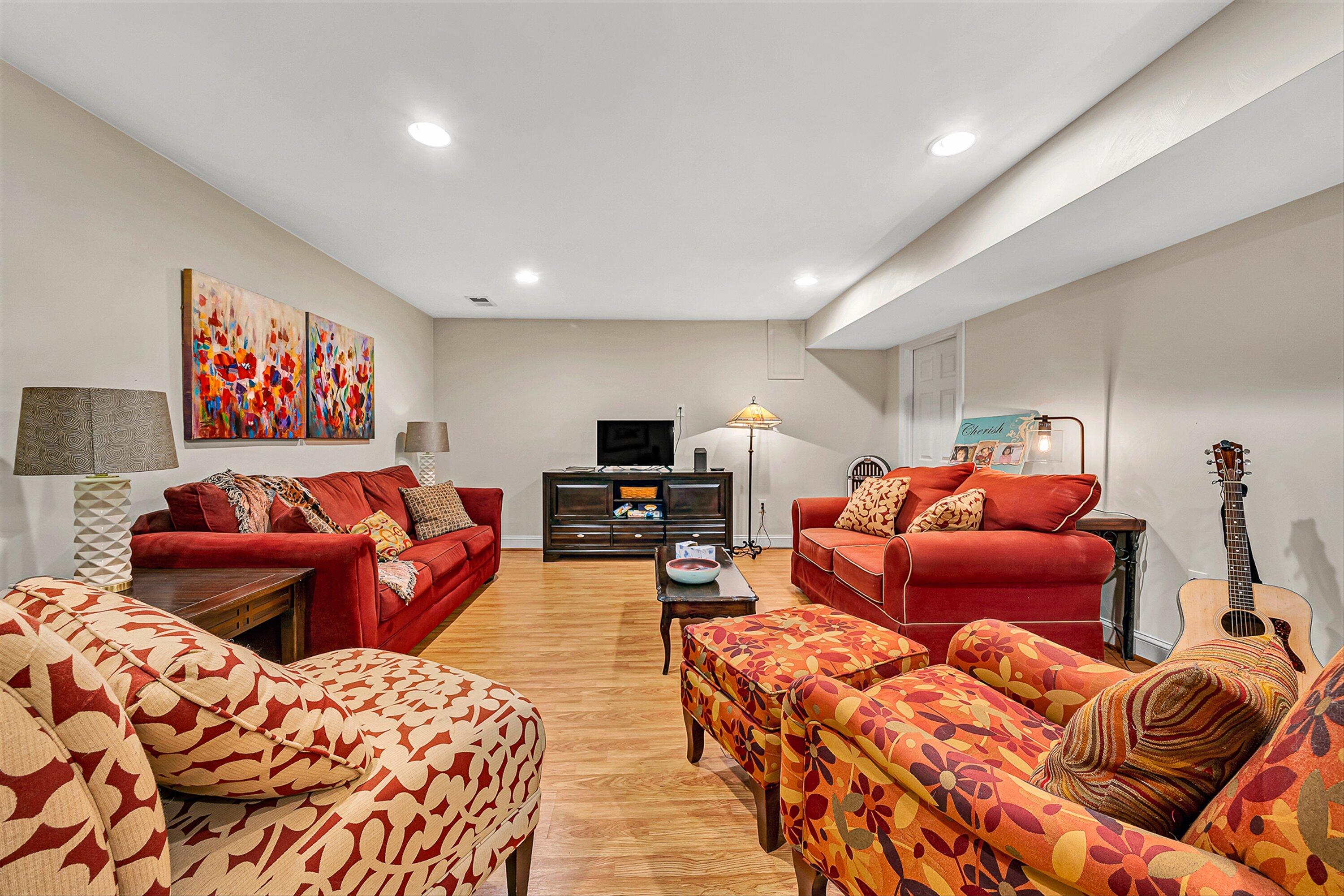 3535 Windsor Oaks CIR SW