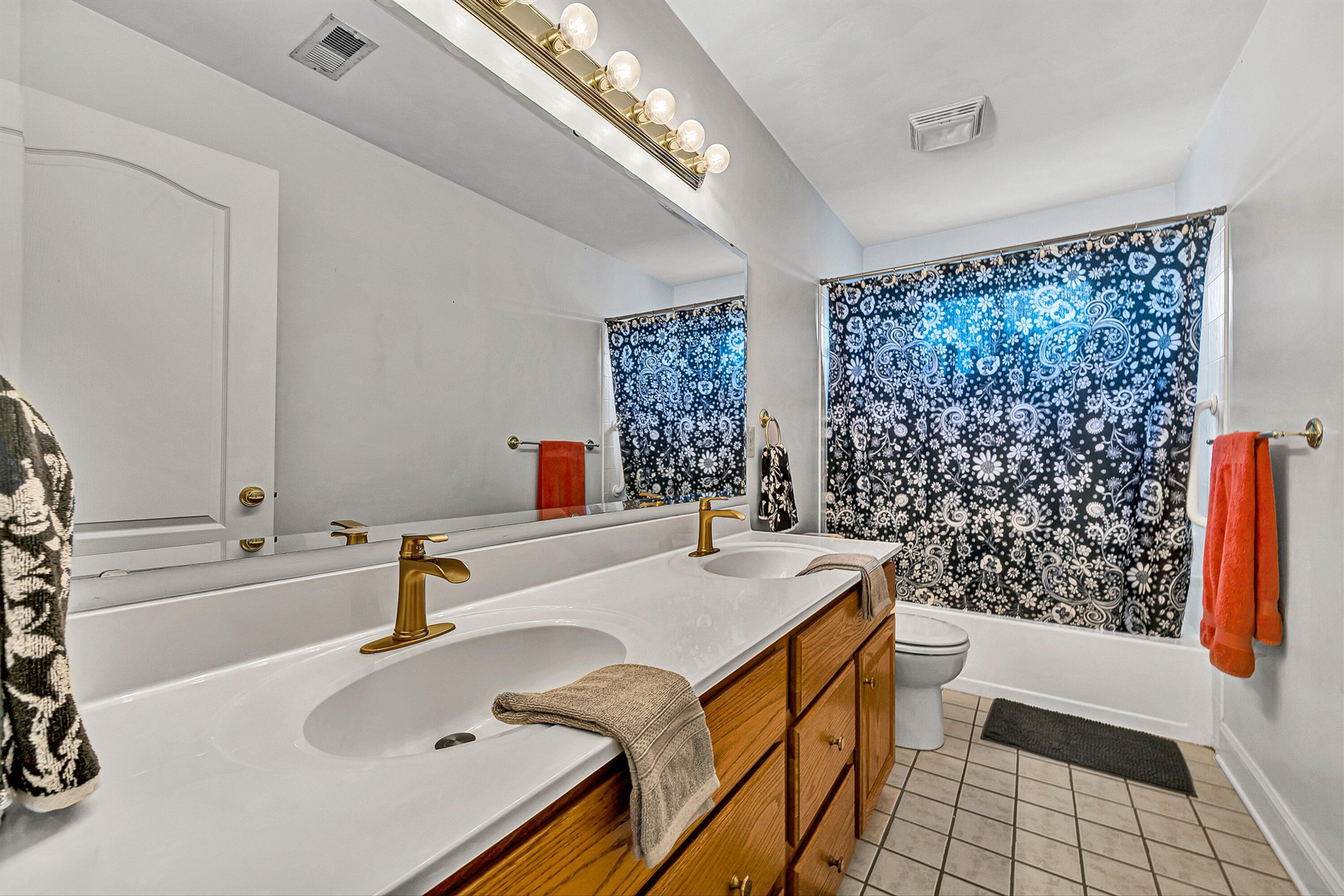 3535 Windsor Oaks CIR SW