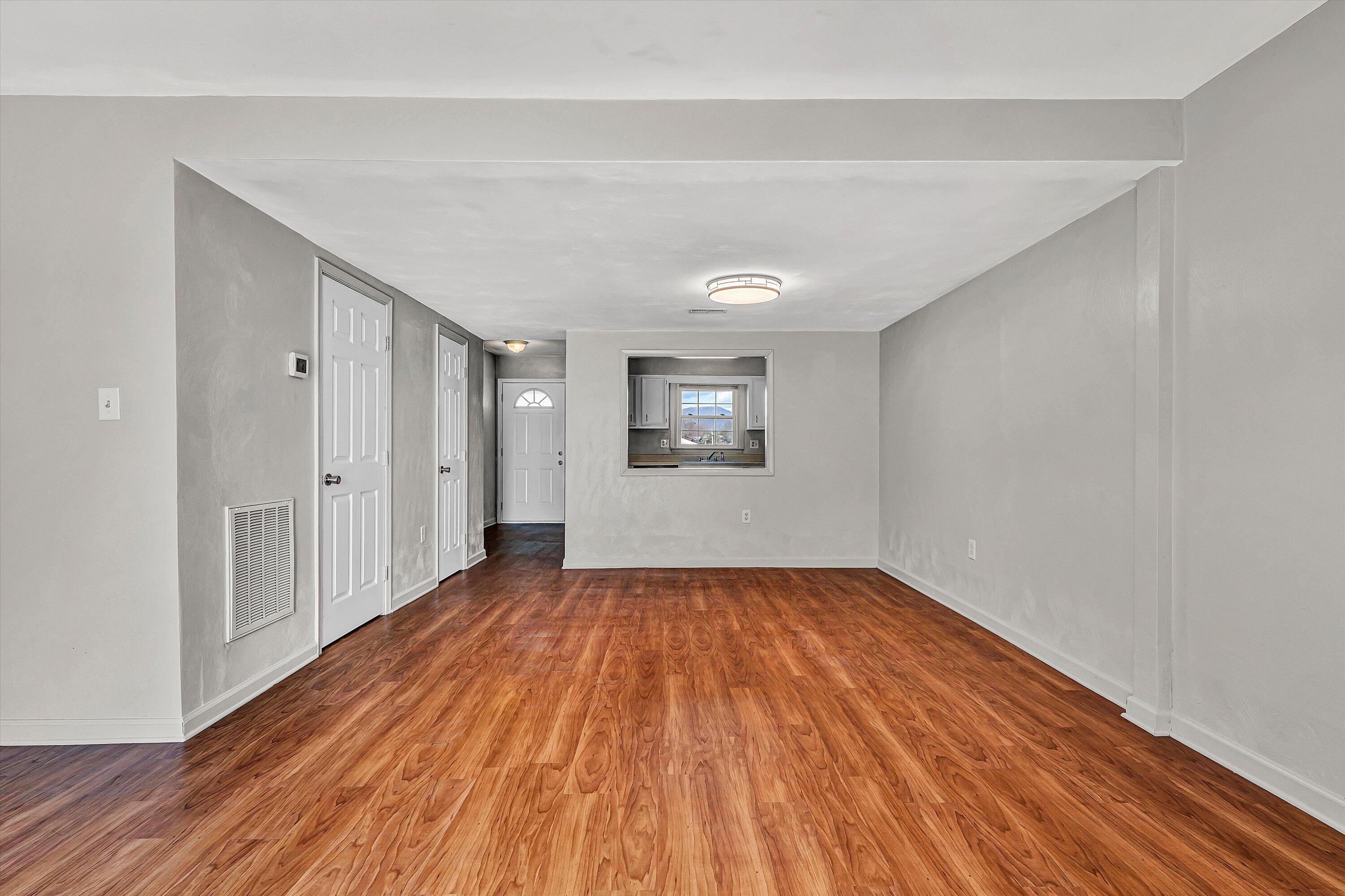 2323 Ranch RD NW