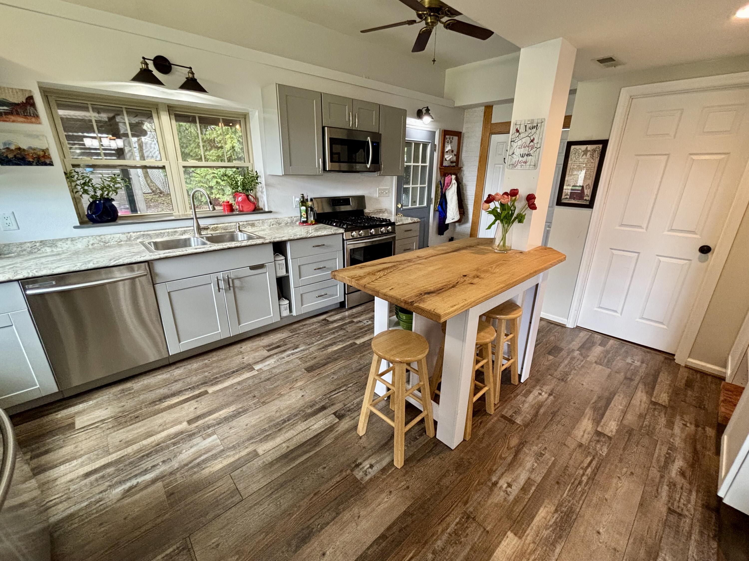 4503 Alleghany DR