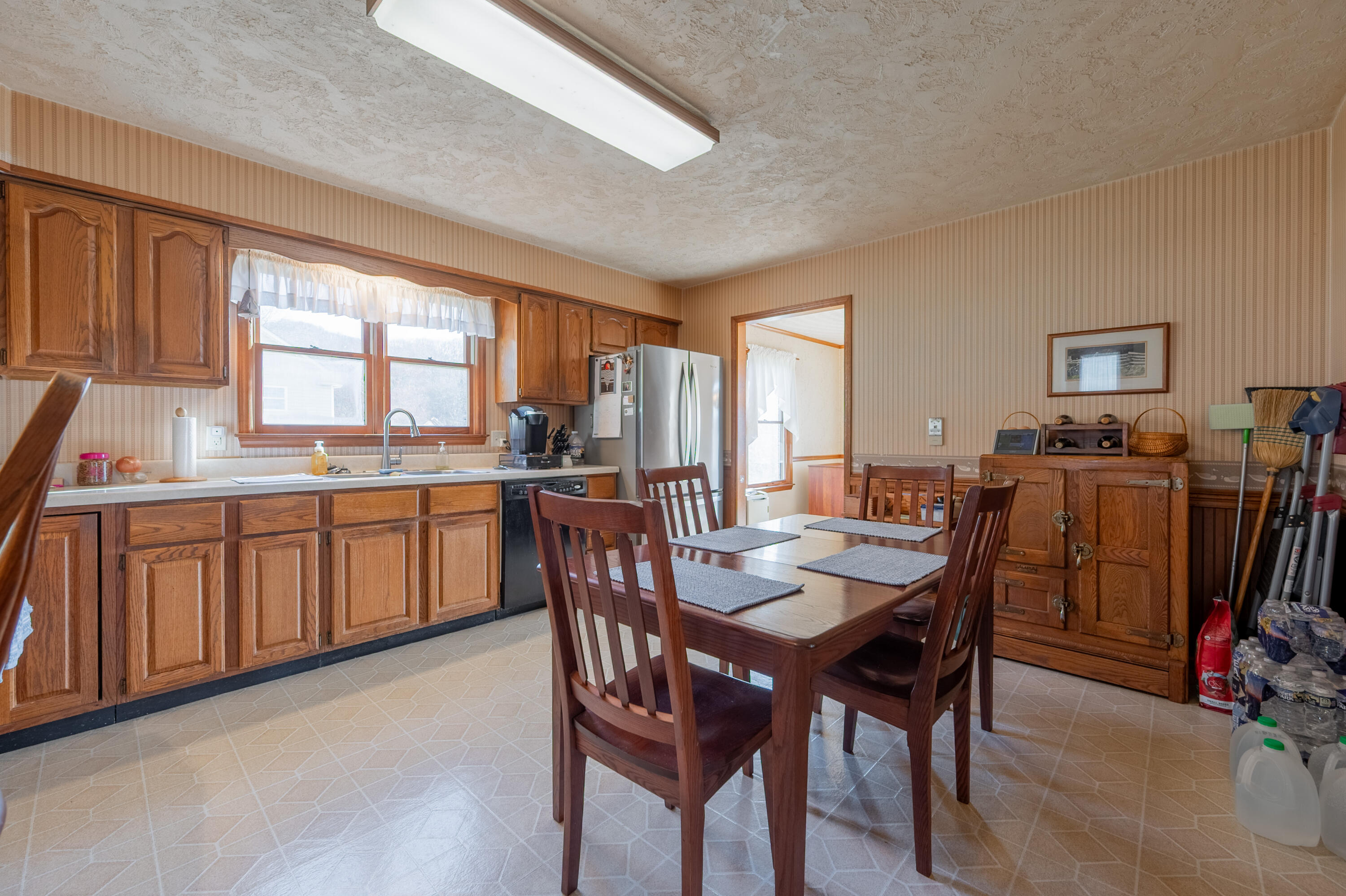 4106 Falling Creek DR