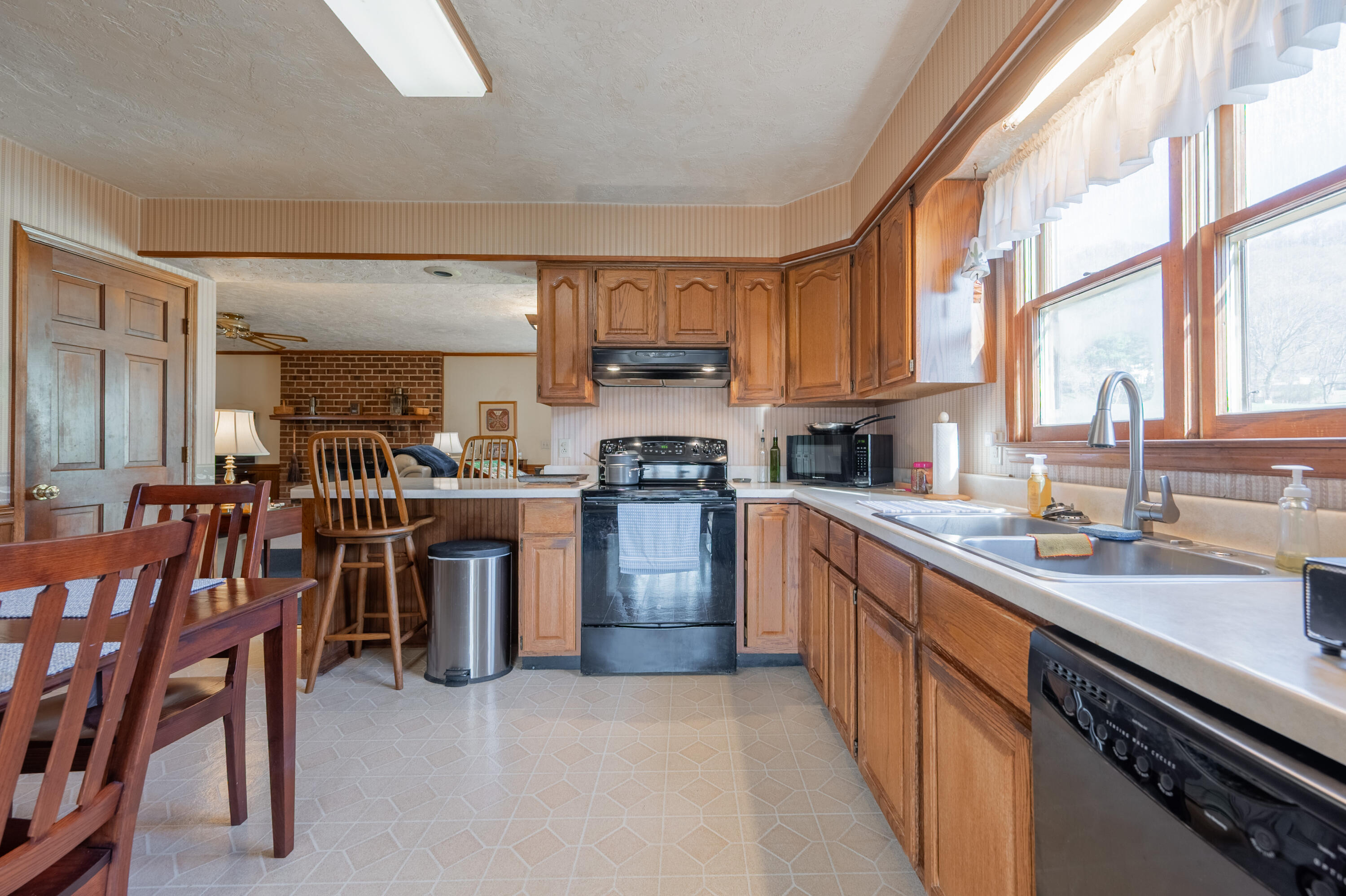 4106 Falling Creek DR