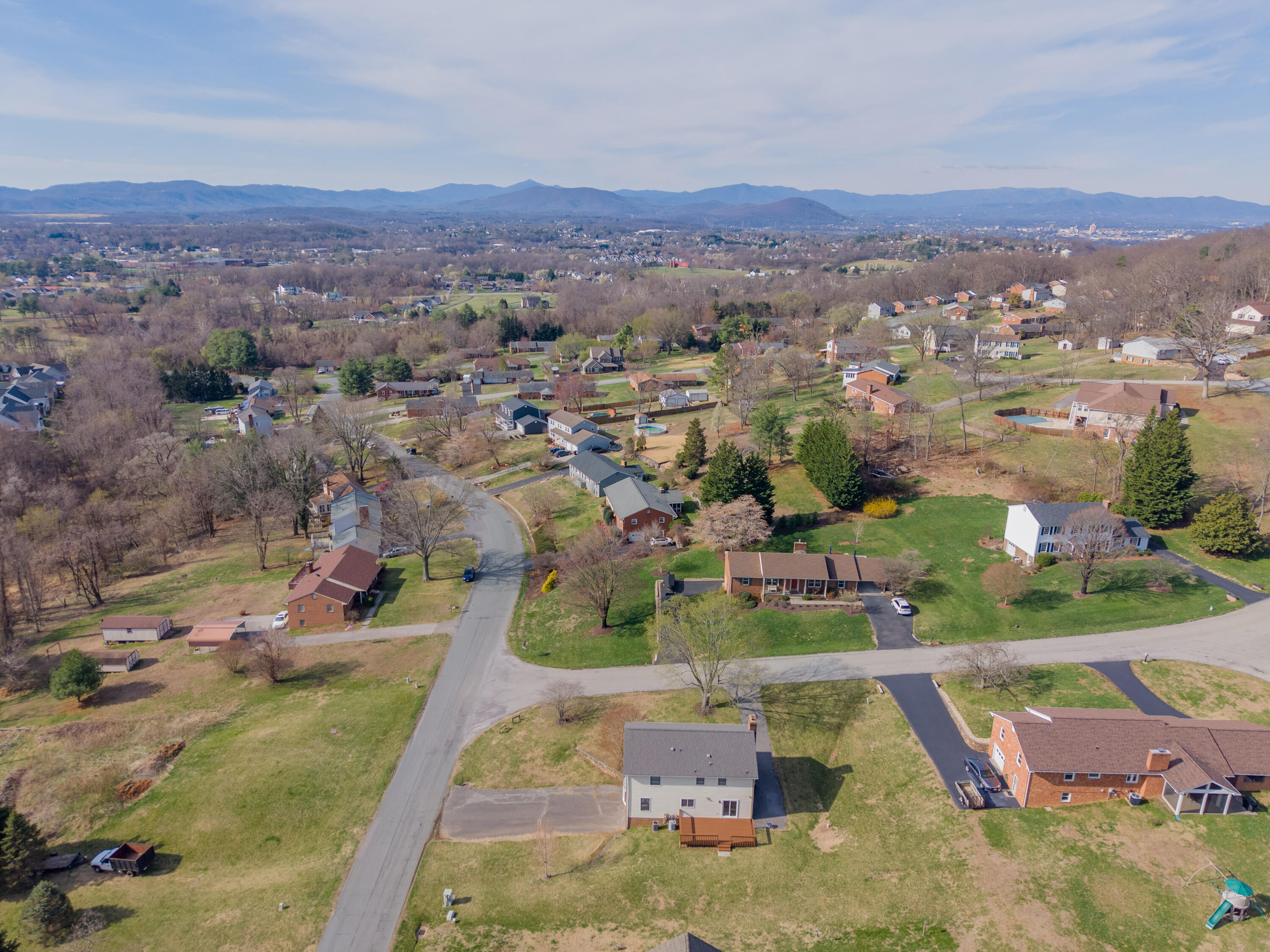 4106 Falling Creek DR