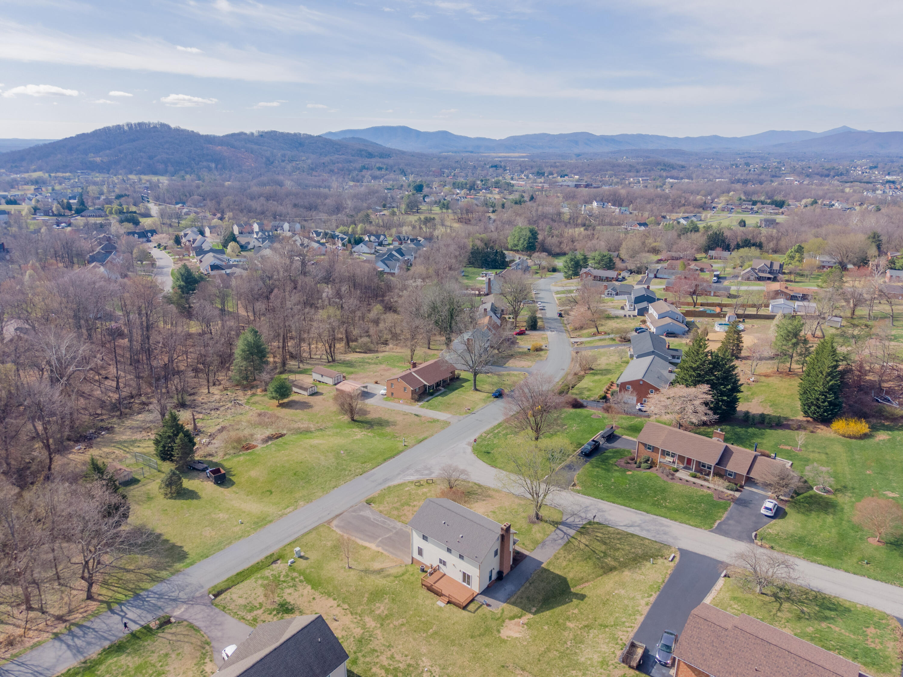 4106 Falling Creek DR