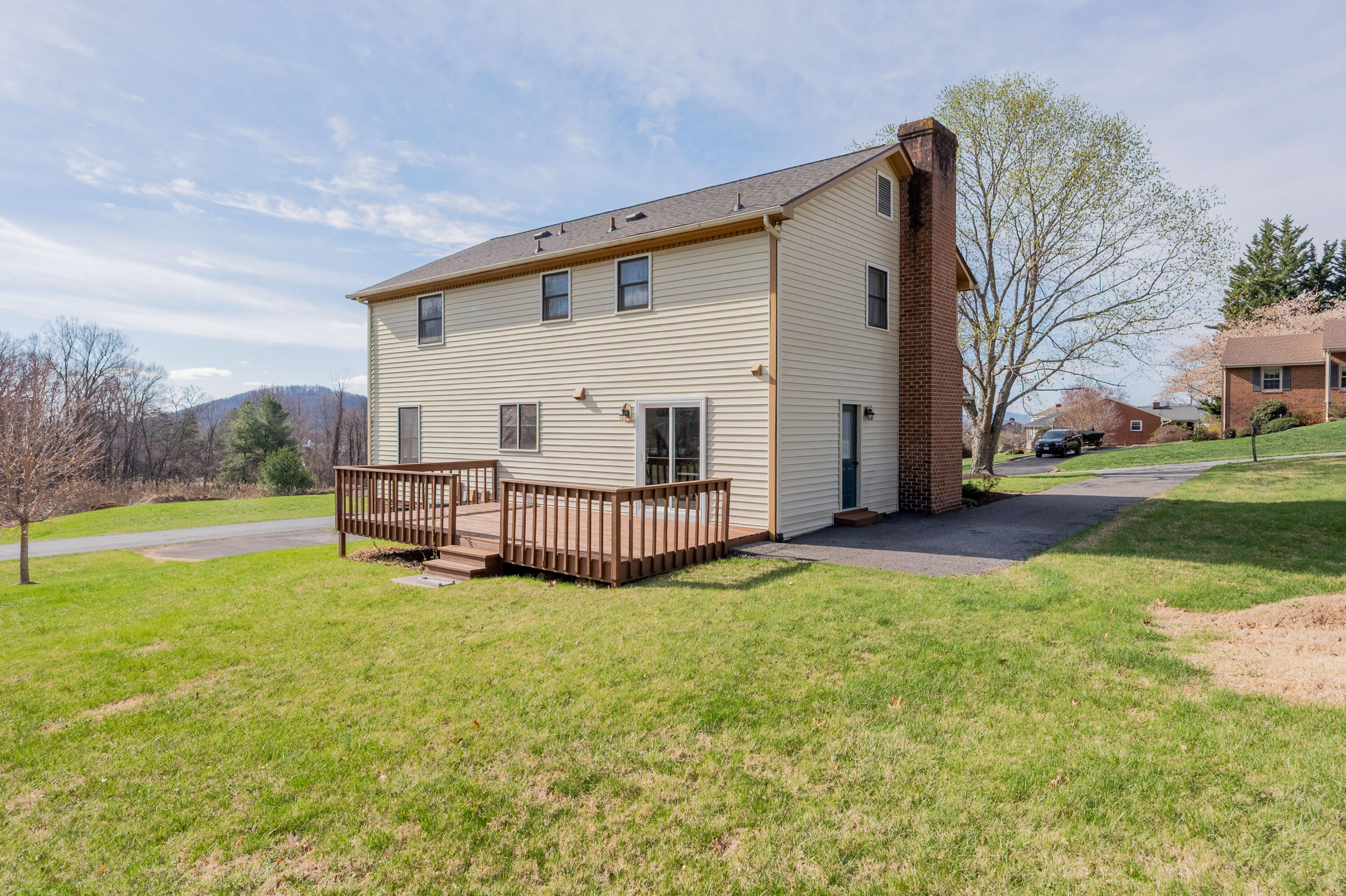 4106 Falling Creek DR