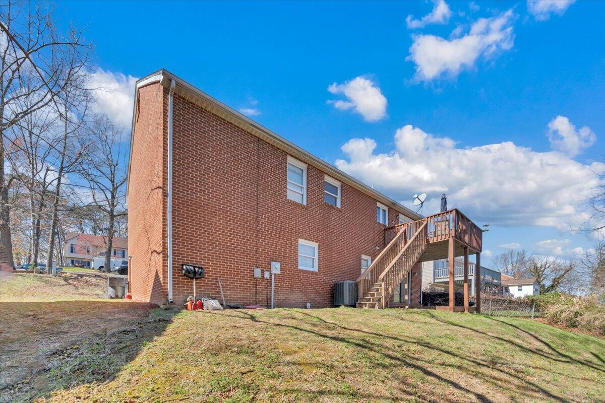 3622 View AVE