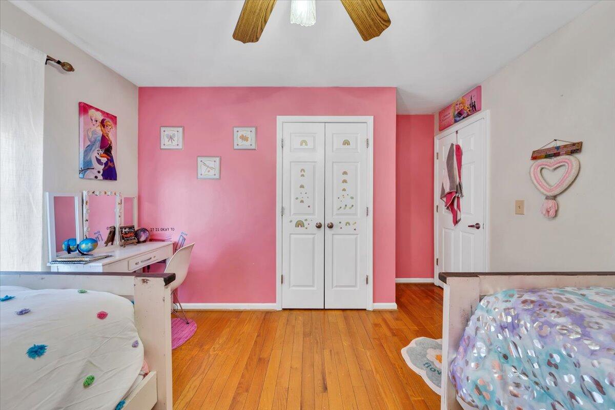 3622 View AVE