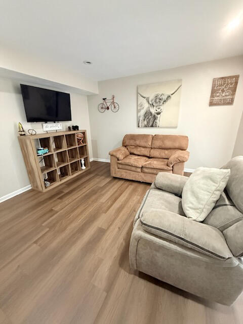 3622 View AVE