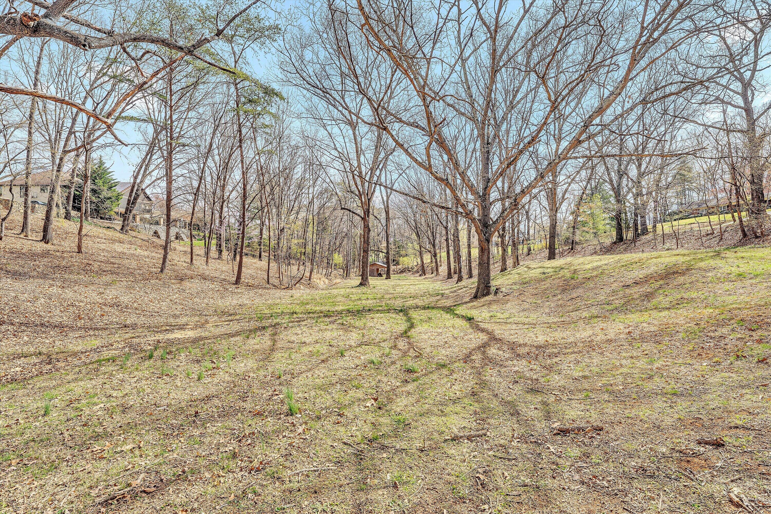 2825 Fairway Forest DR