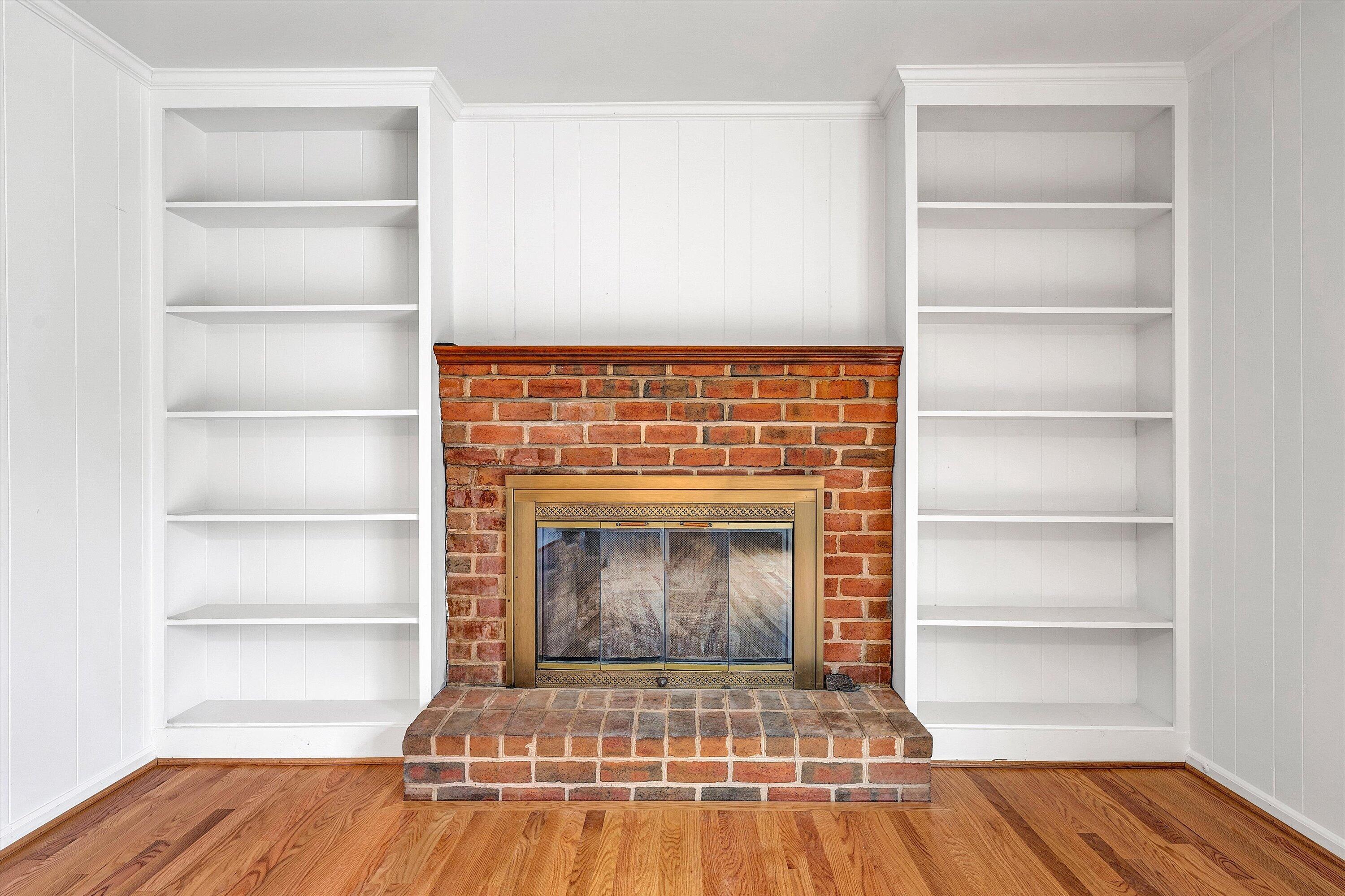 2825 Fairway Forest DR