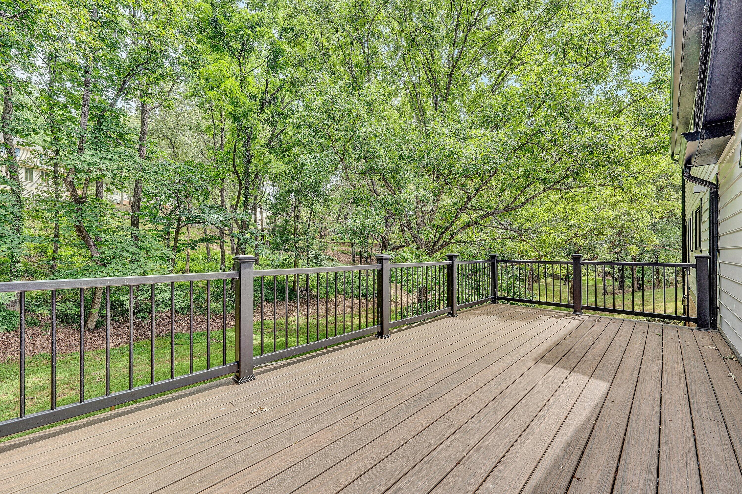 2825 Fairway Forest DR