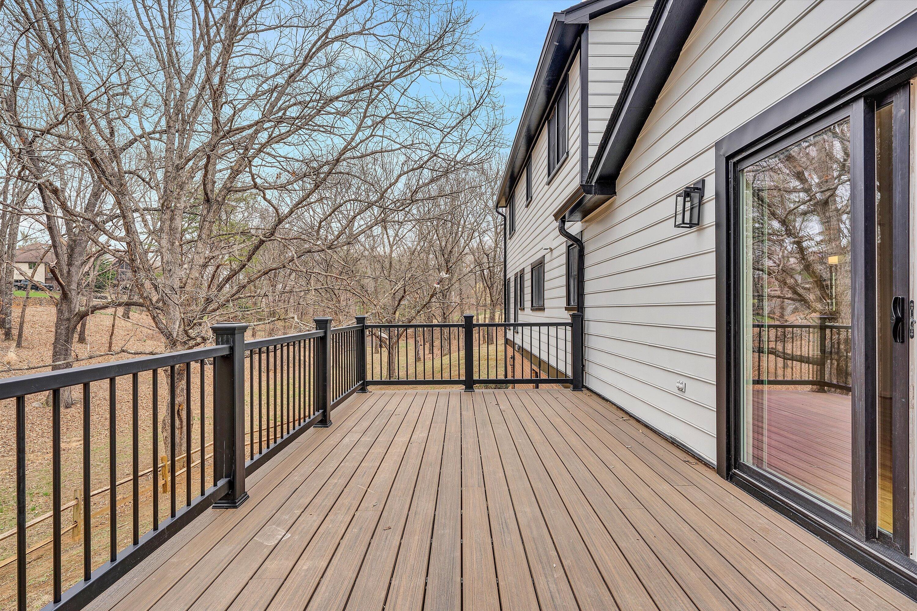 2825 Fairway Forest DR