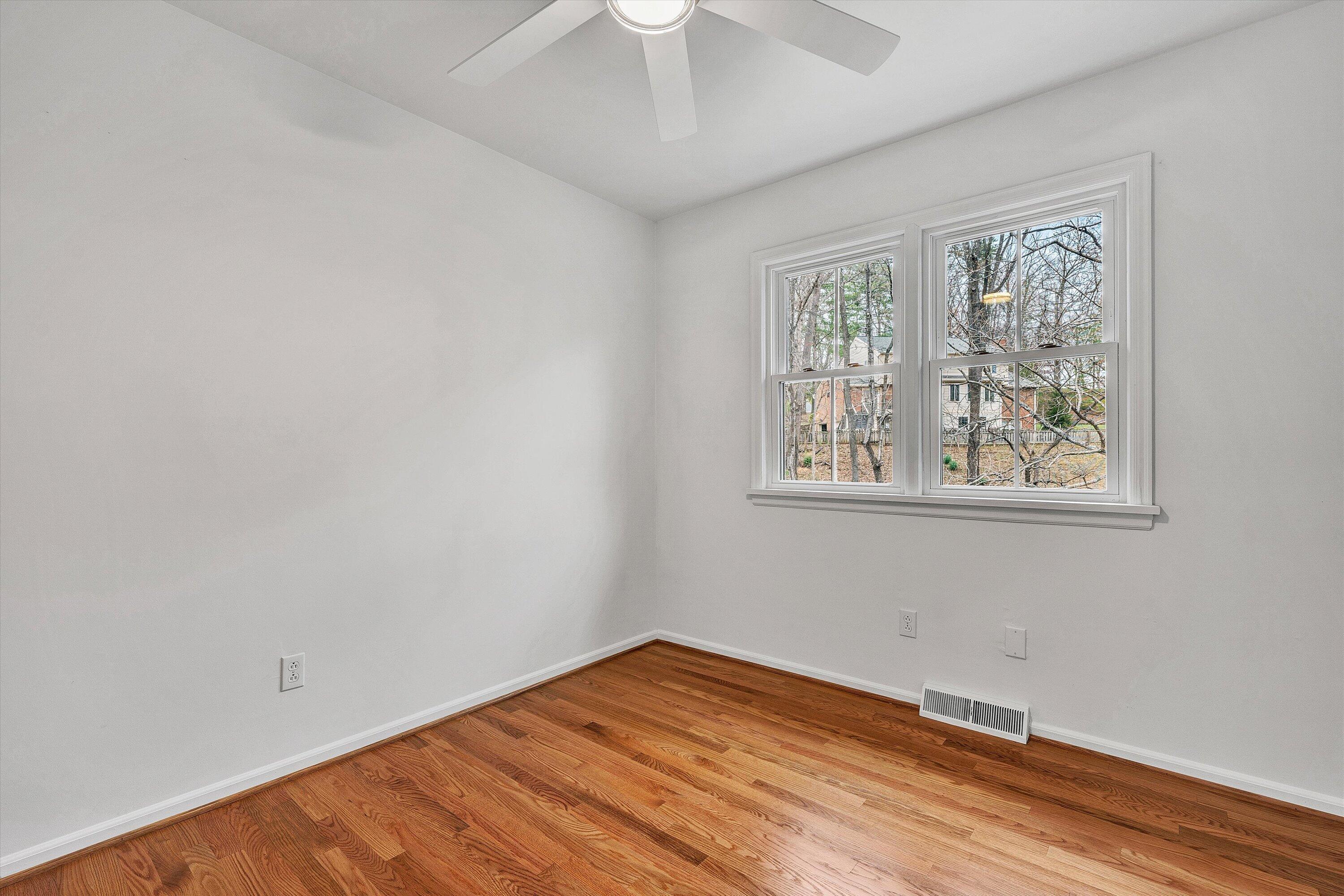 2825 Fairway Forest DR