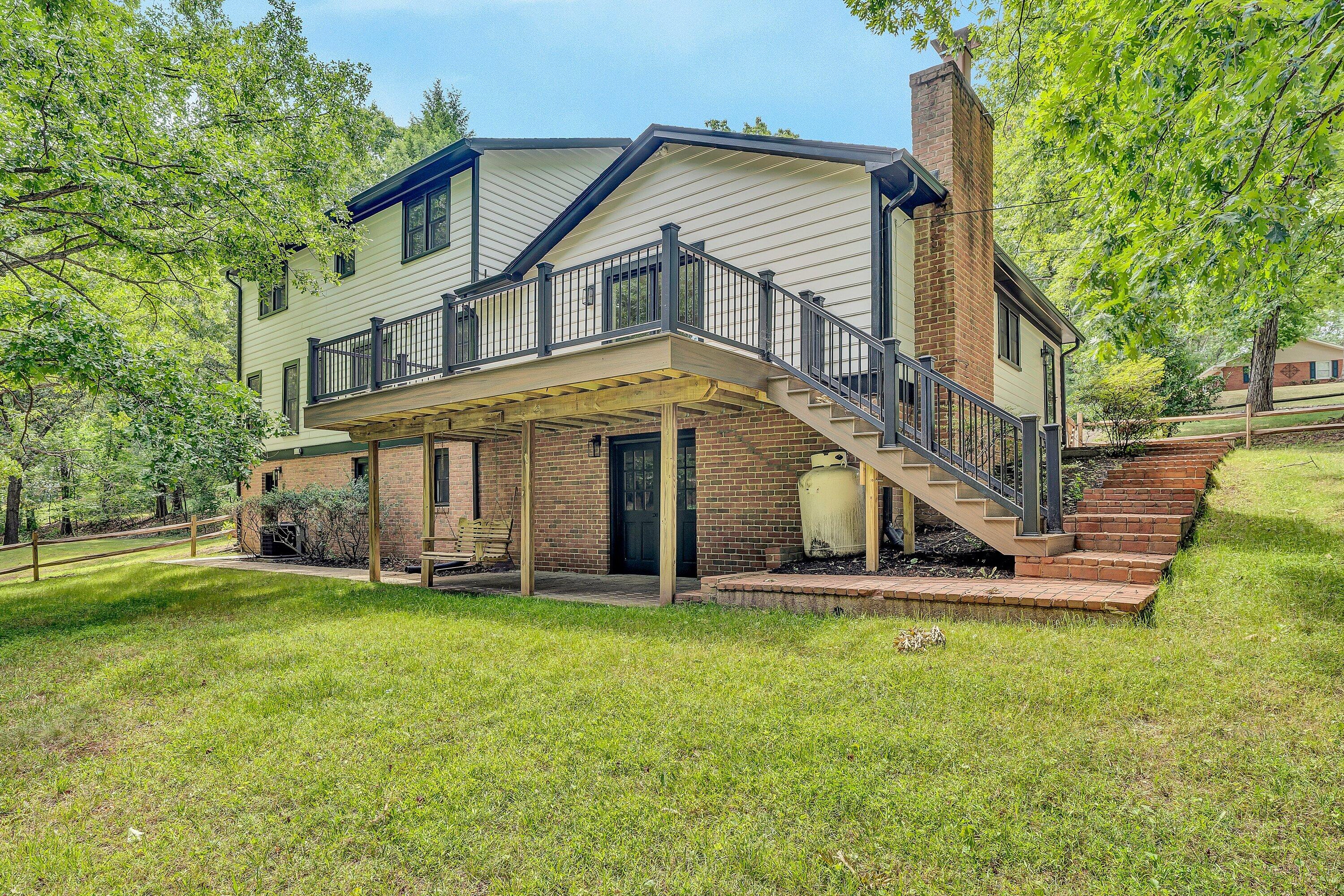 2825 Fairway Forest DR