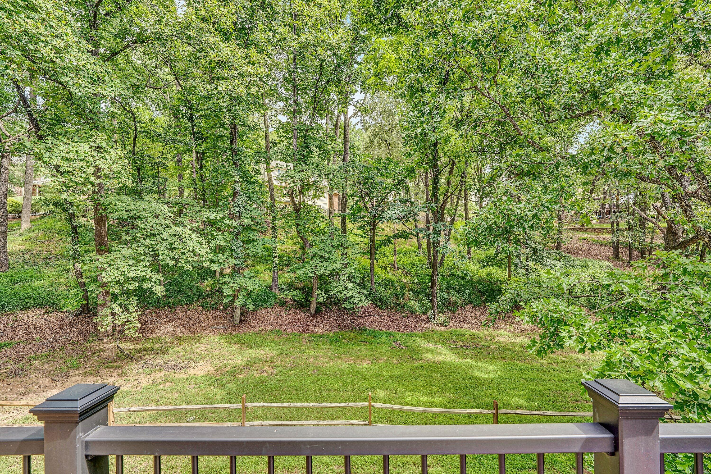 2825 Fairway Forest DR