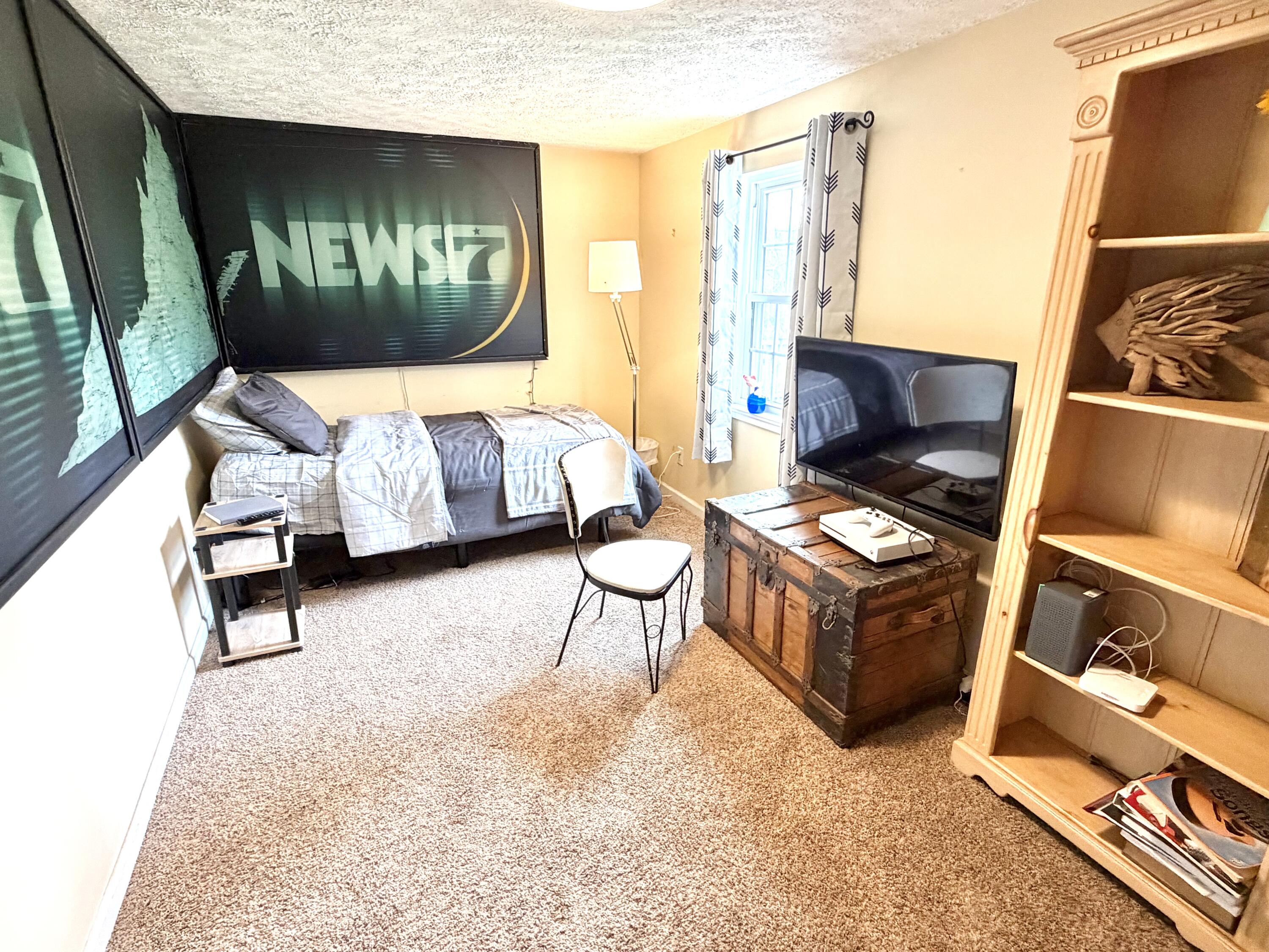 6219 Ashmont DR