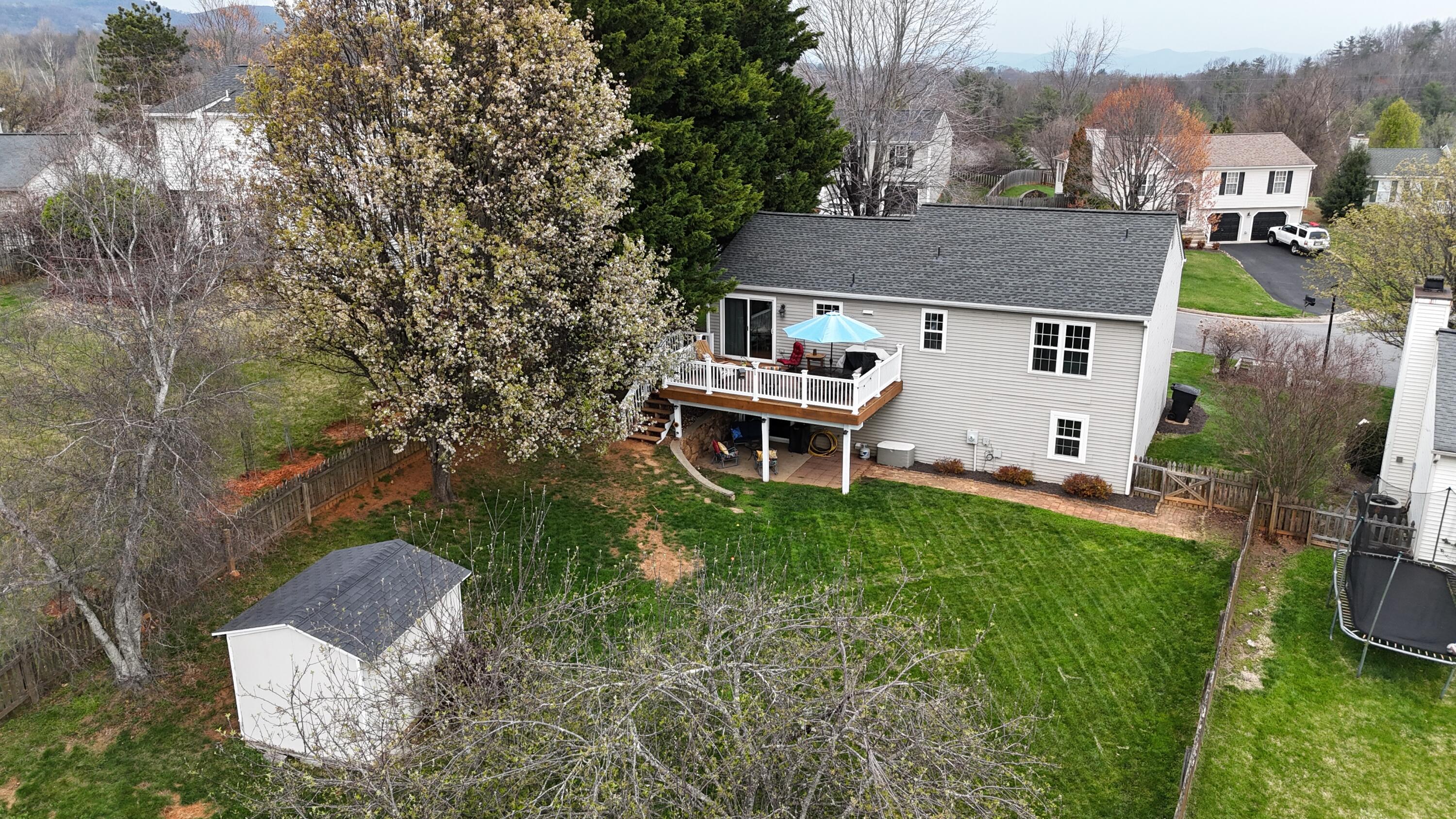 6219 Ashmont DR