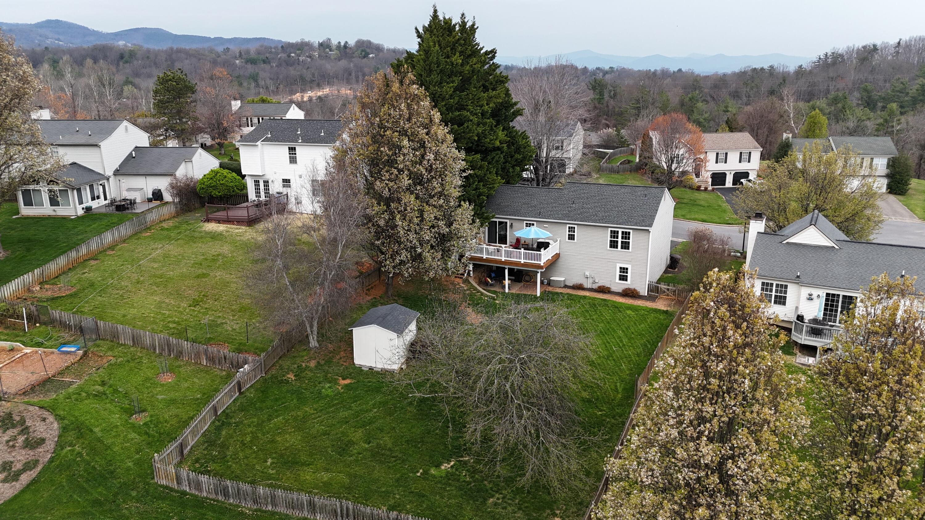 6219 Ashmont DR
