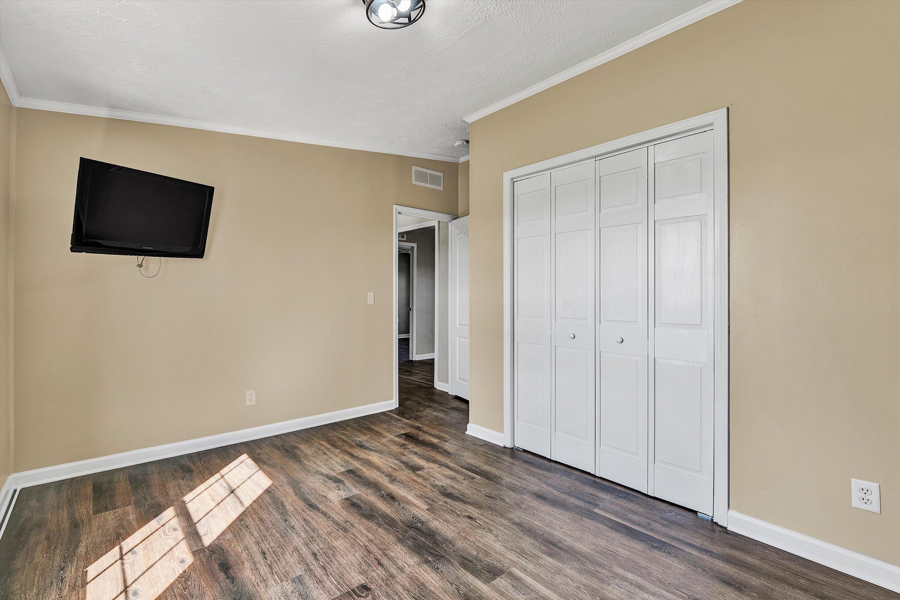 5555 DOE RUN RD