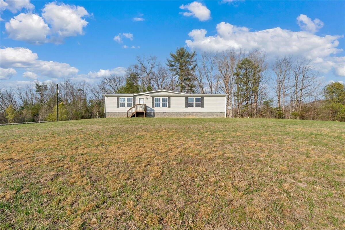 215 Cedar Bottom RD