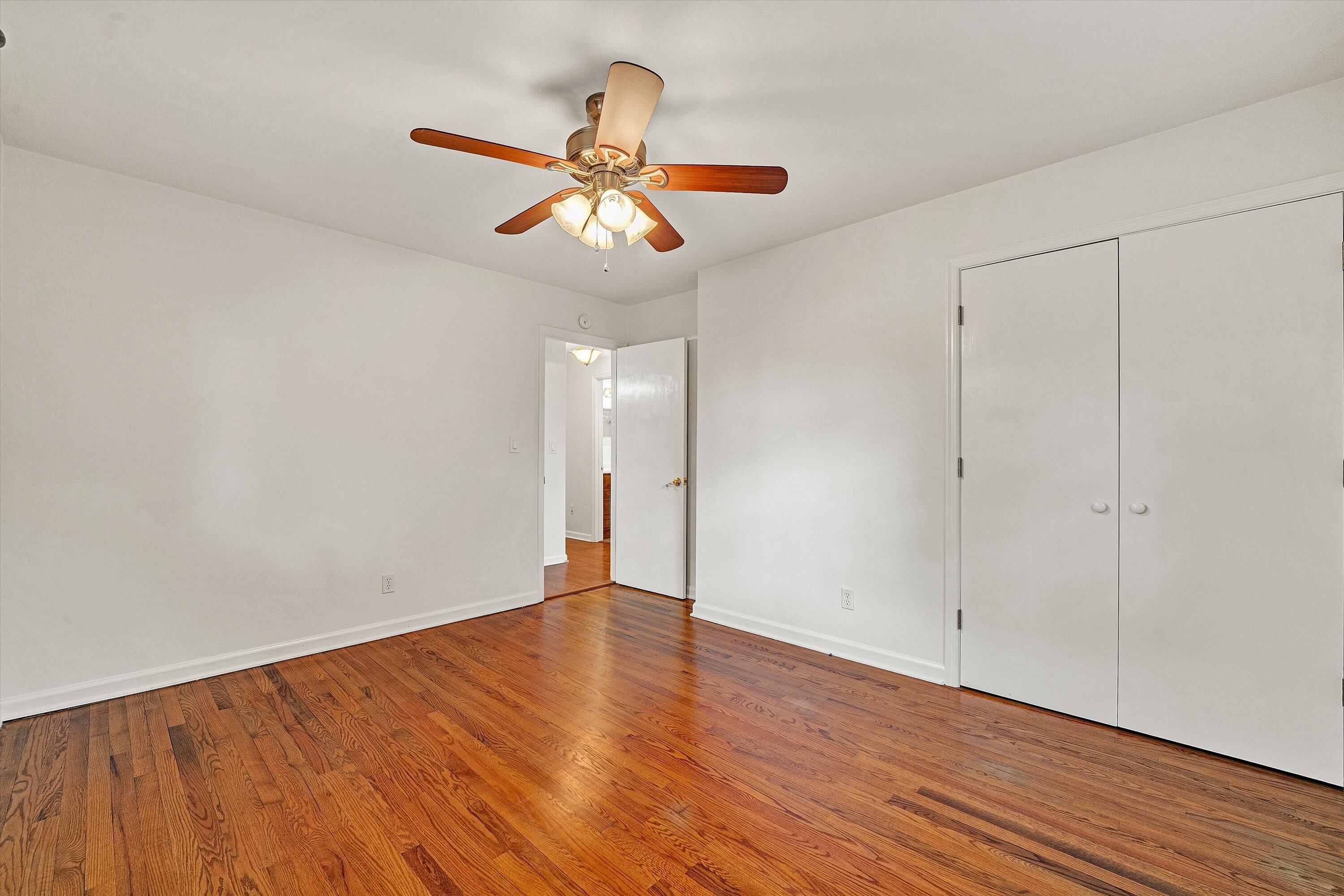 1006 Green Meadow RD