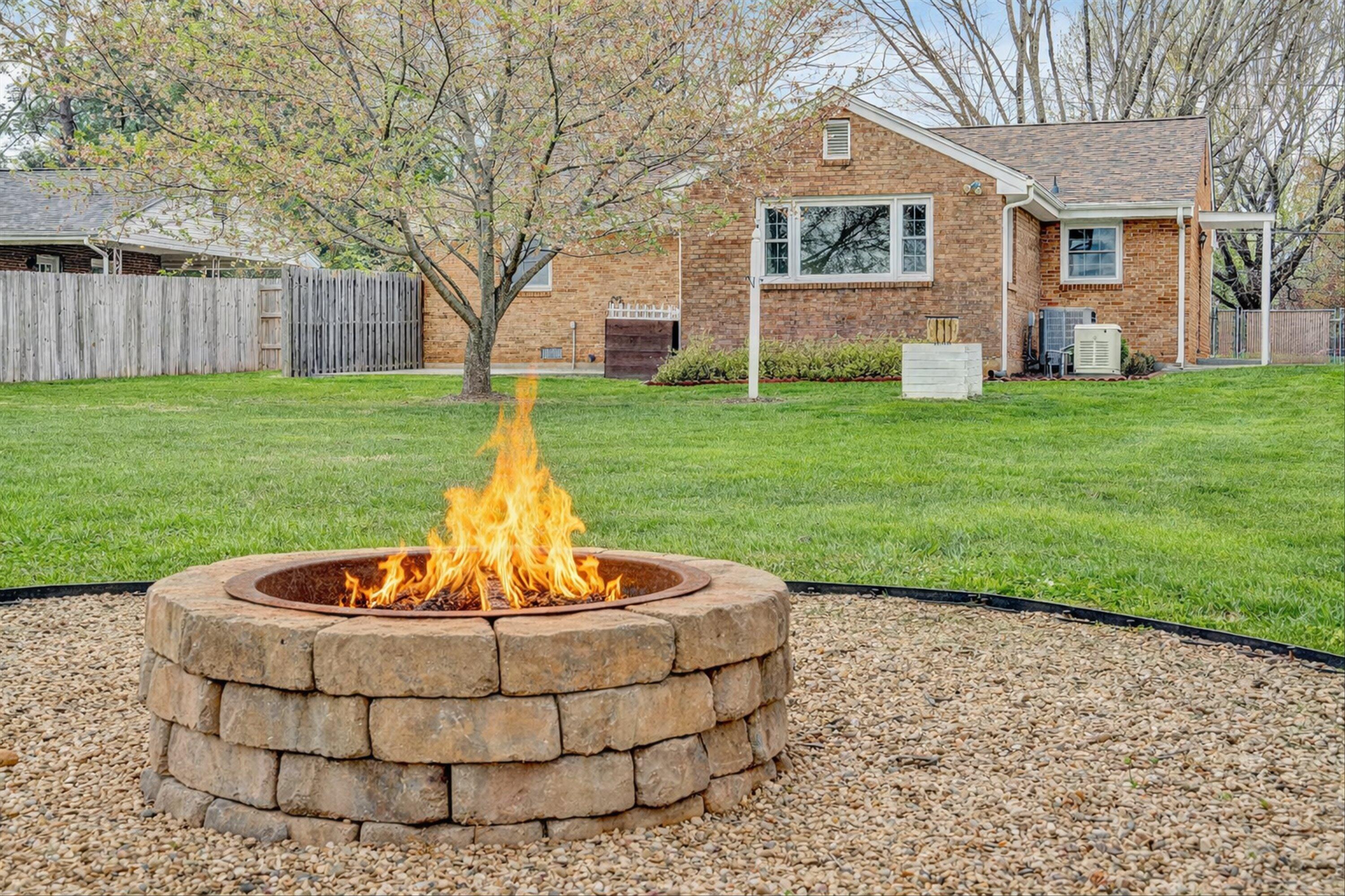 1006 Green Meadow RD