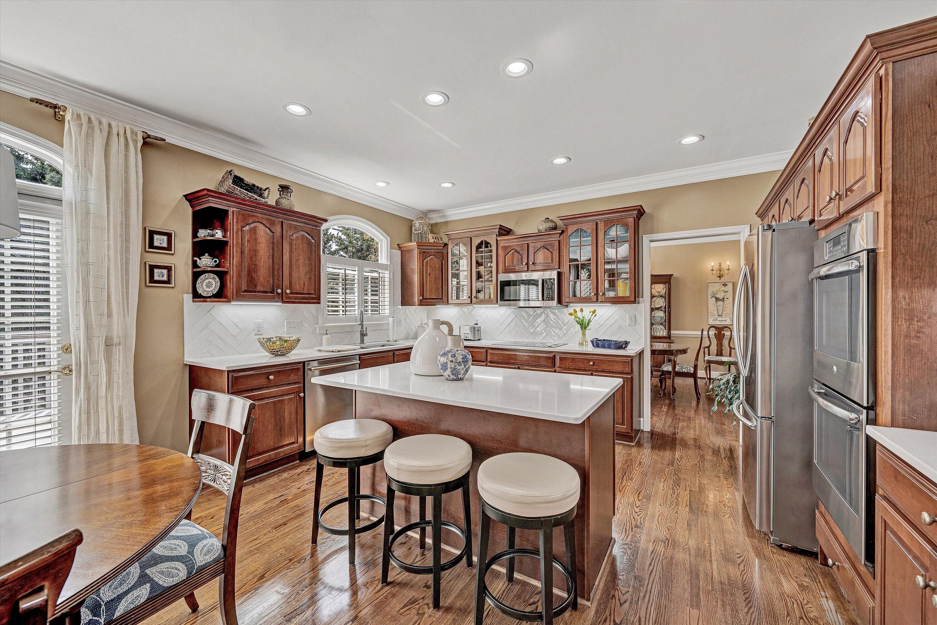 1935 Springmill RD
