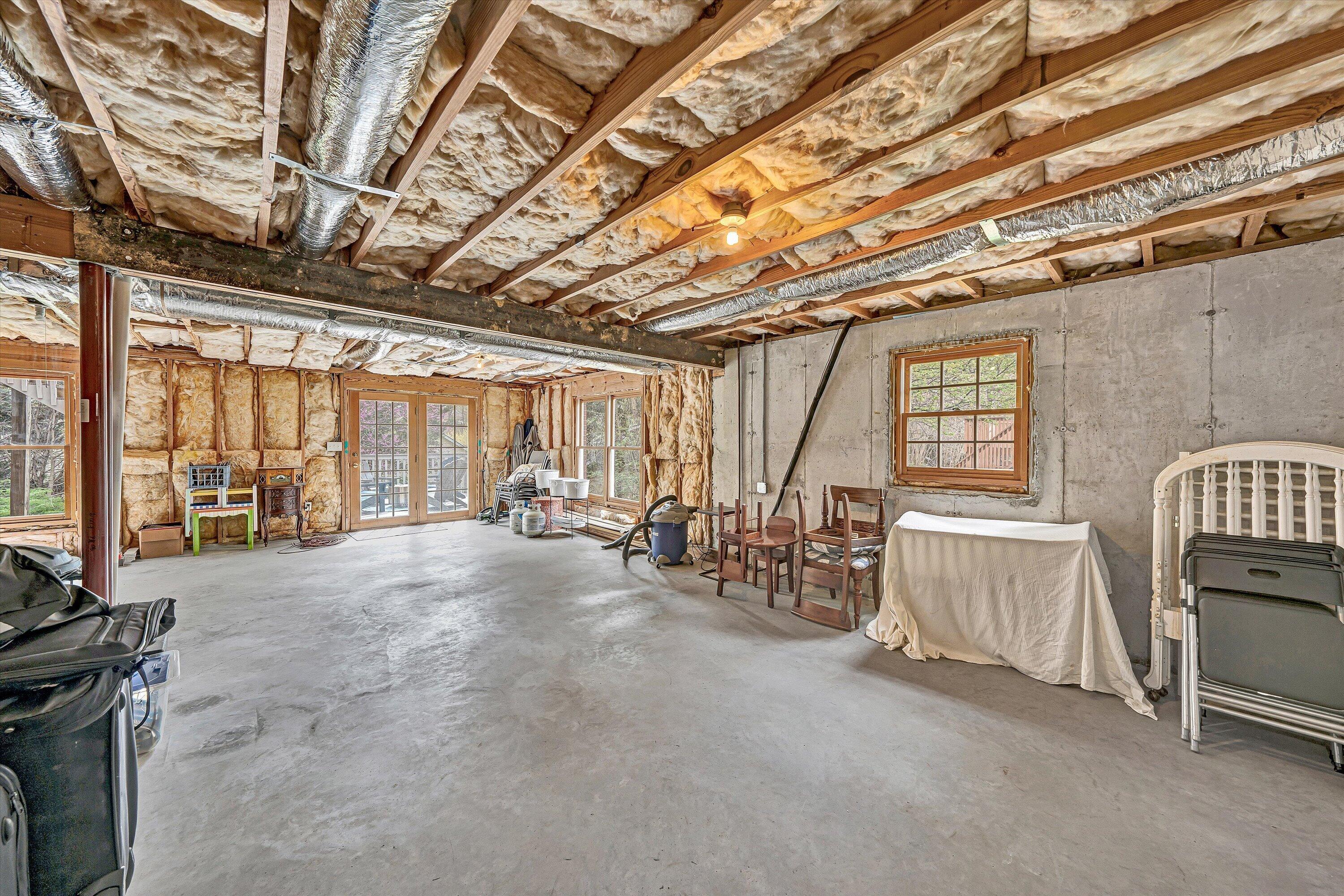 1935 Springmill RD