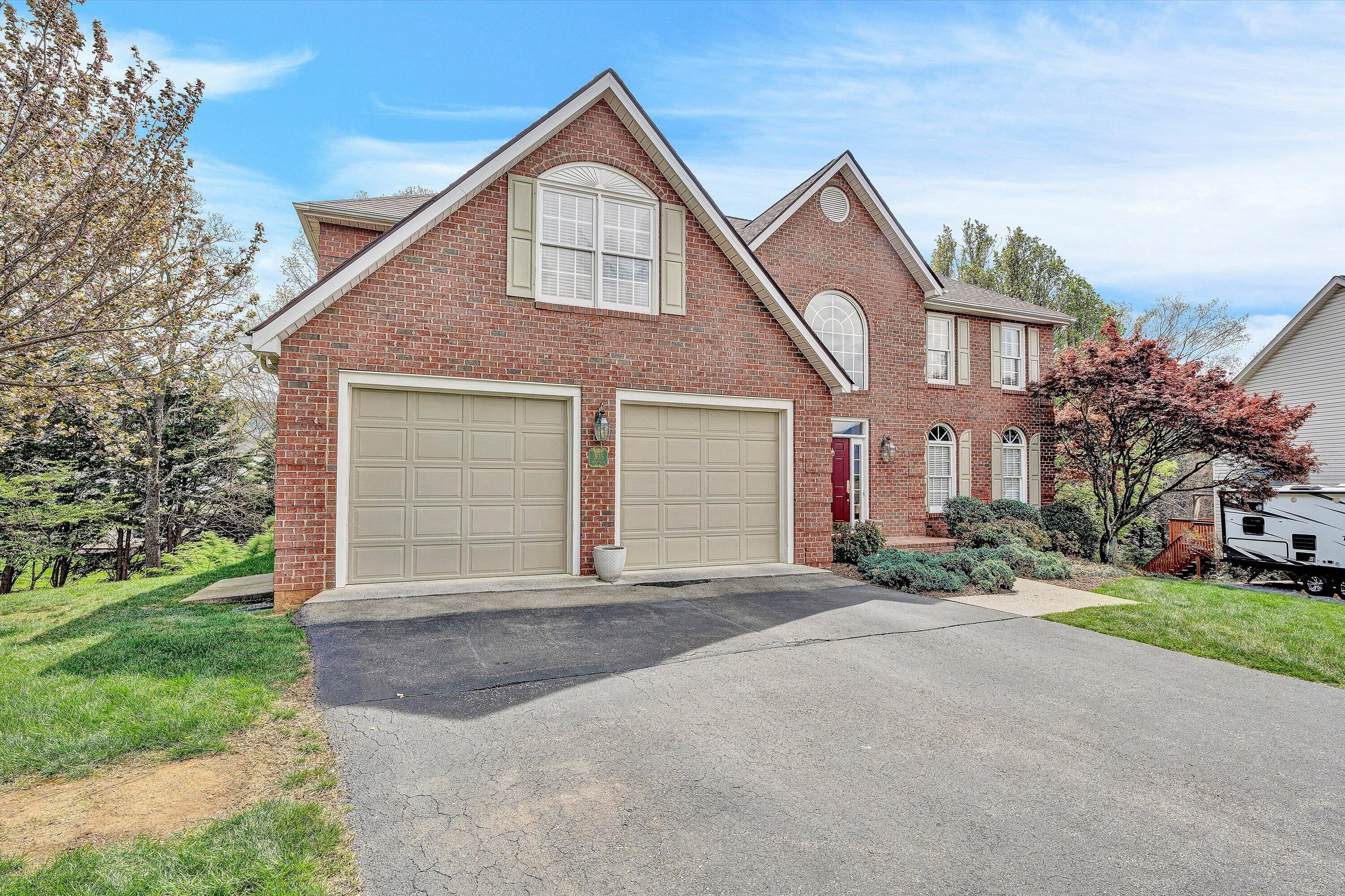 1935 Springmill RD