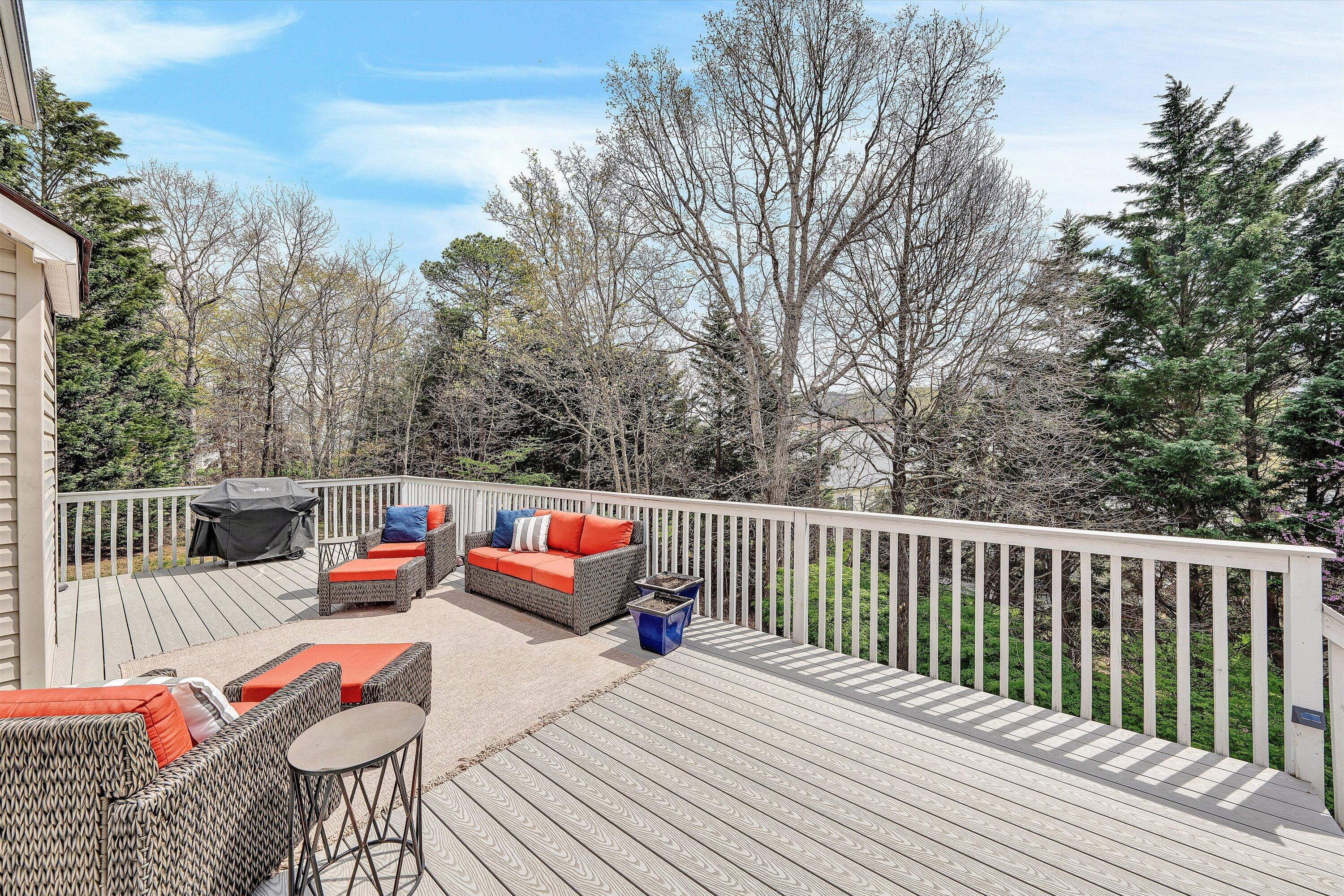 1935 Springmill RD