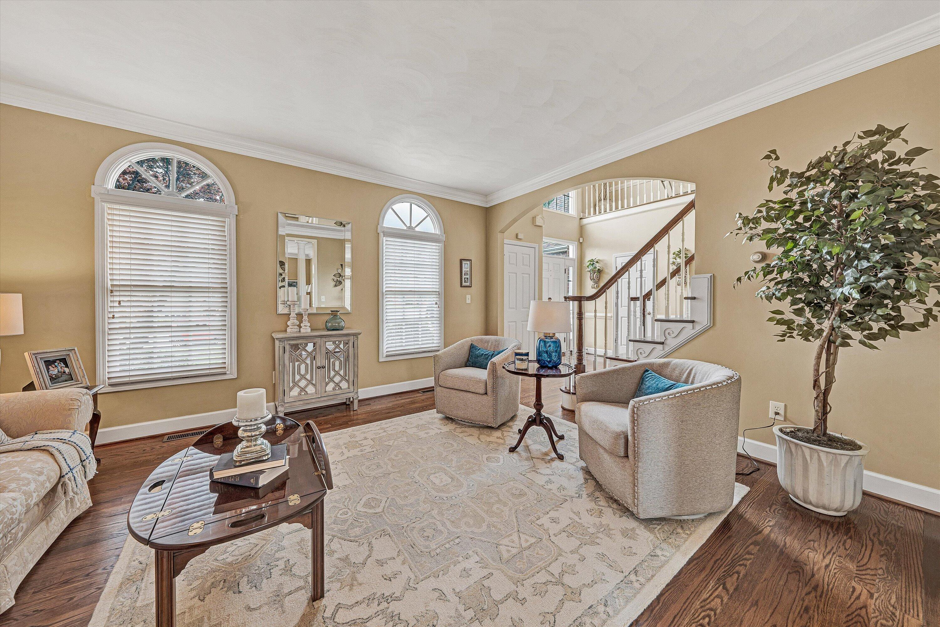 1935 Springmill RD