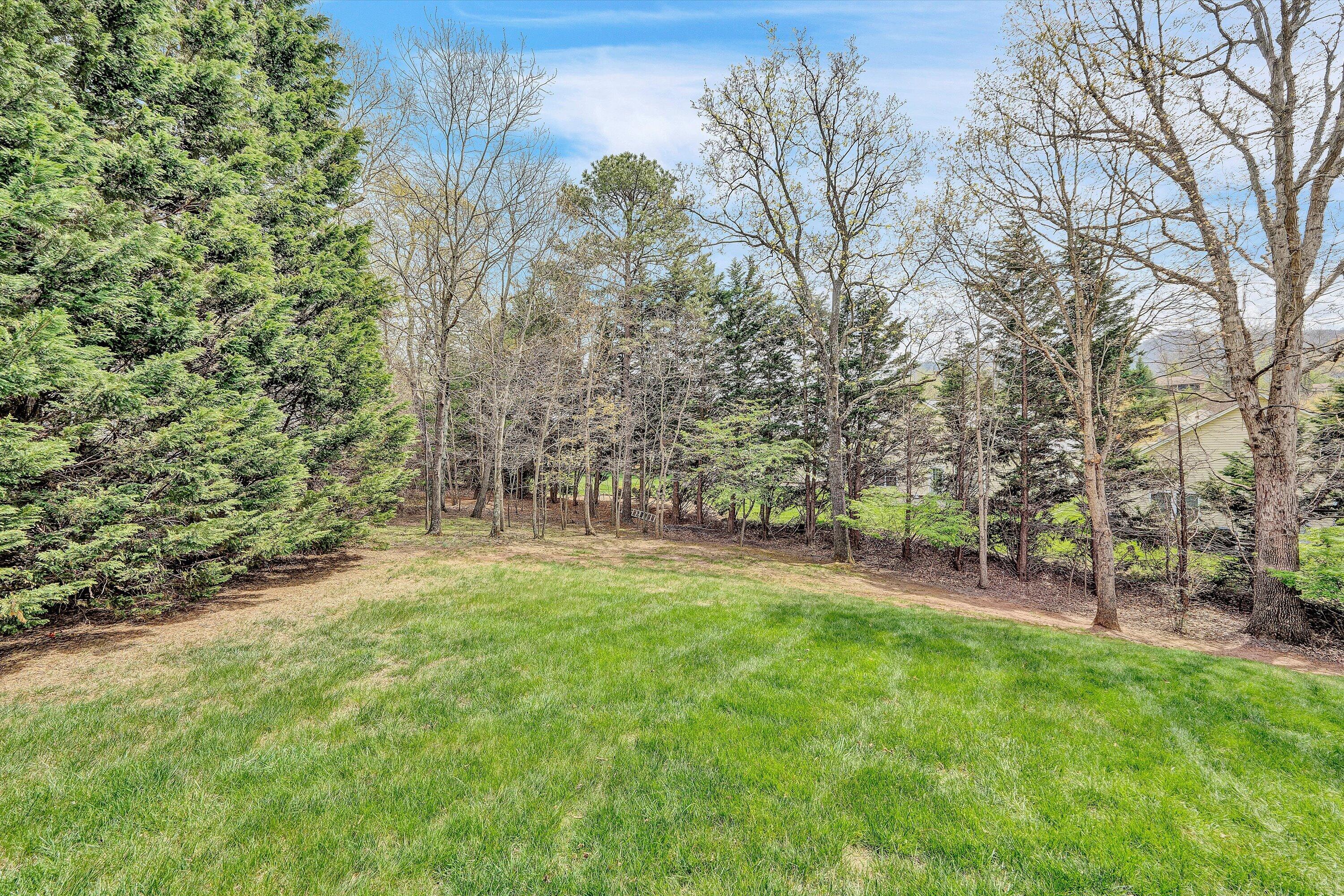 1935 Springmill RD
