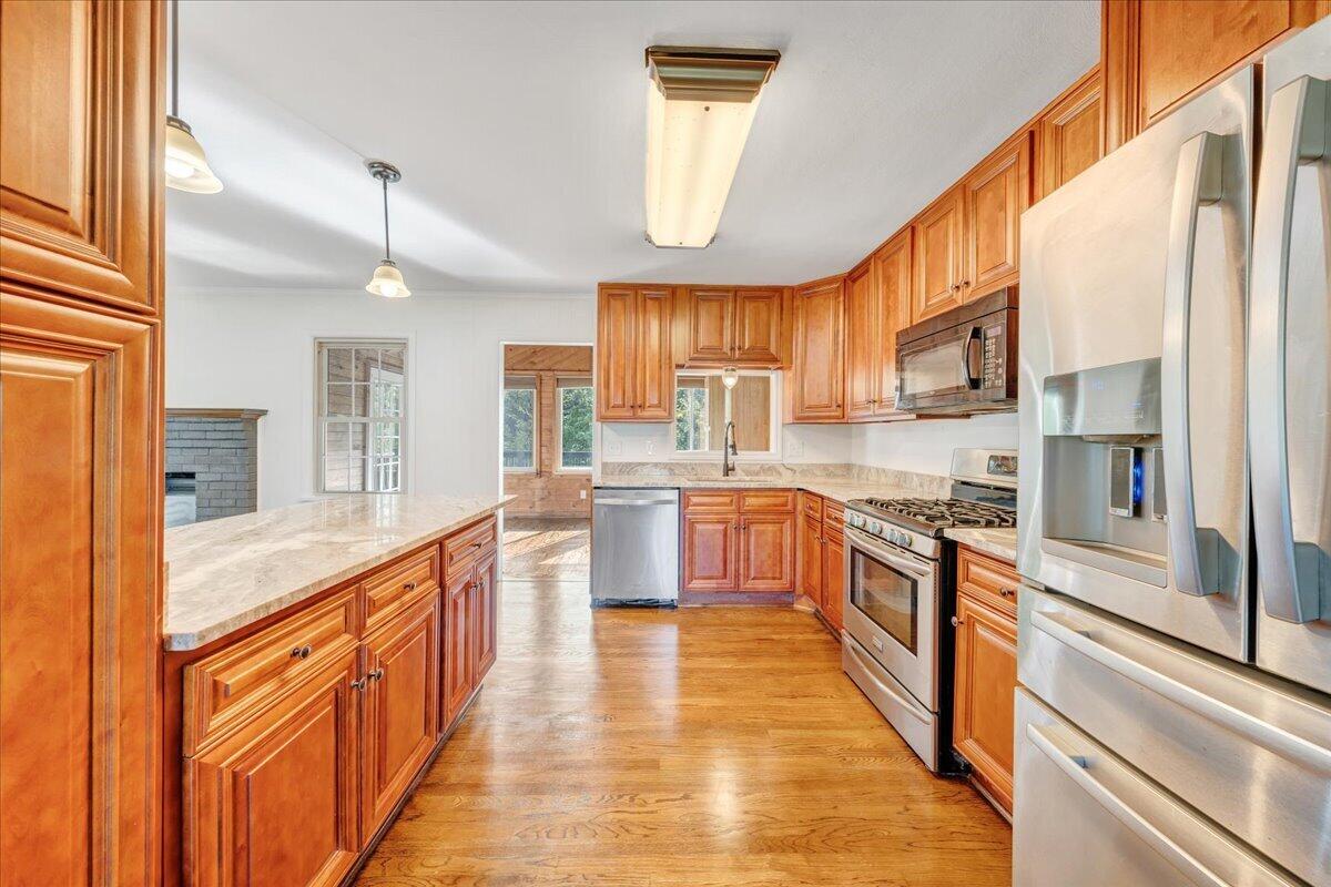 144 Rachel DR