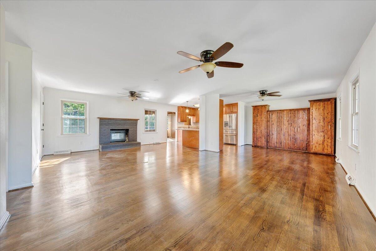 144 Rachel DR