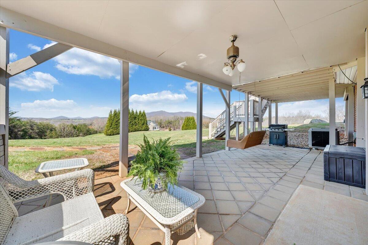 5129 Wheatland RD