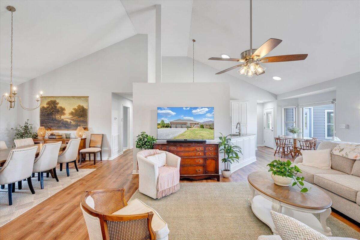 5129 Wheatland RD